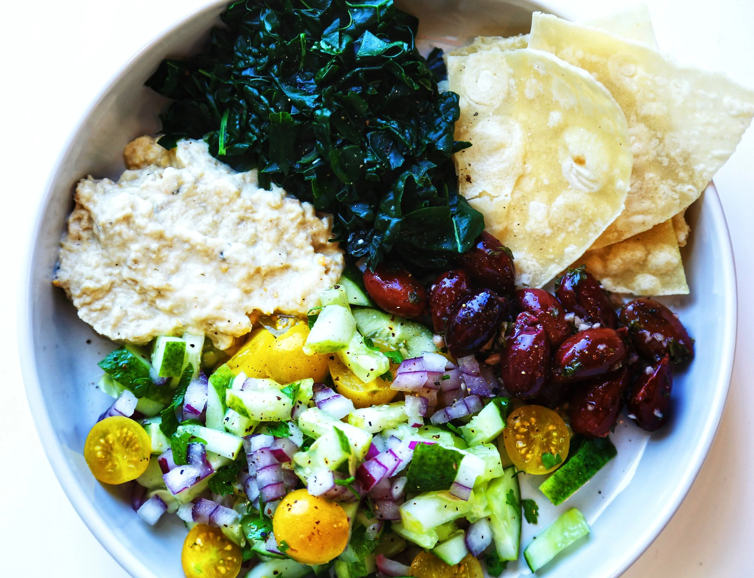 The ultimate clean, nutritious and delicious Mezze bowl