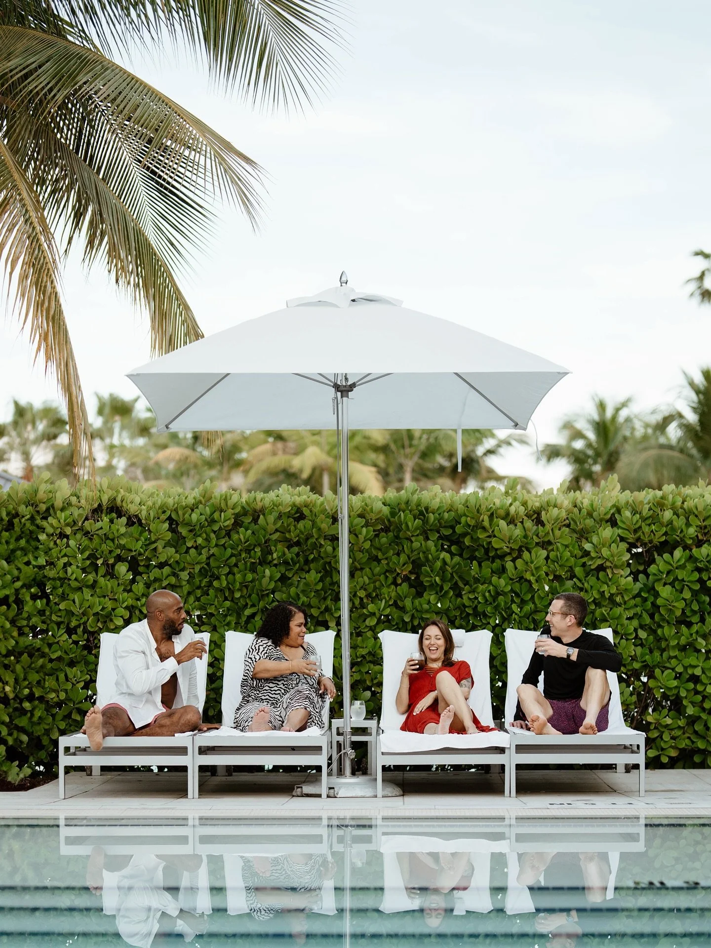 Poolside laughs hit different at the JW Turnberry. 🌴✨ Good people, good drinks, and that Florida sunshine&mdash;hard to beat this vibe.

#JWTurnberry #ResortLife #TravelMoments #CapturedByFrontside #FrontsideFilms #PoolsideVibes