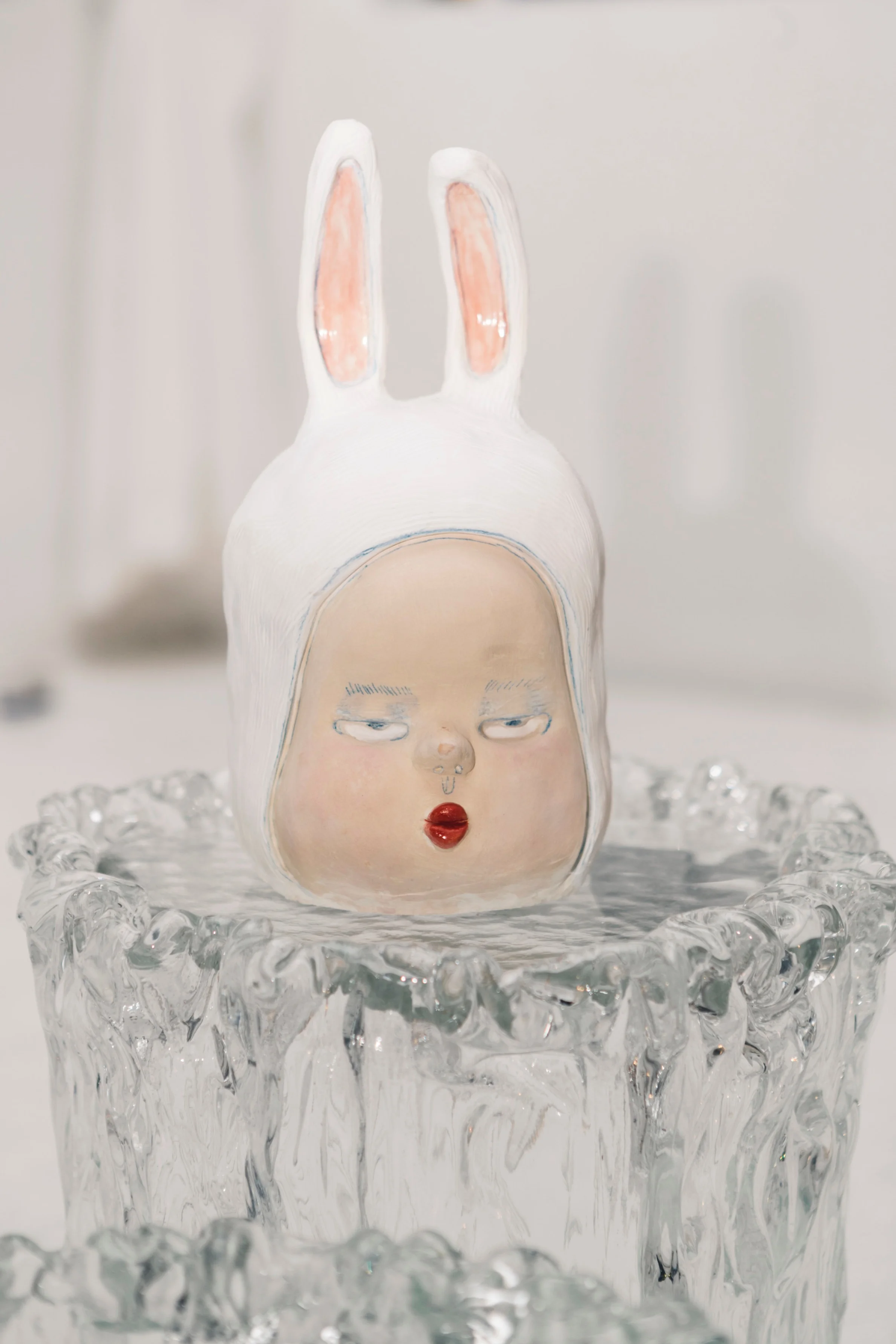 EJ Son More then just a ceramicist, EJ Son embodies a variety of roles through her clay-making ability; she is a comedian, a feminist, a social instigator and thought-provoker. She not only moulds the female body, but also the male body as she continues to emphasise the double standards of objectification in a patriarchal society.