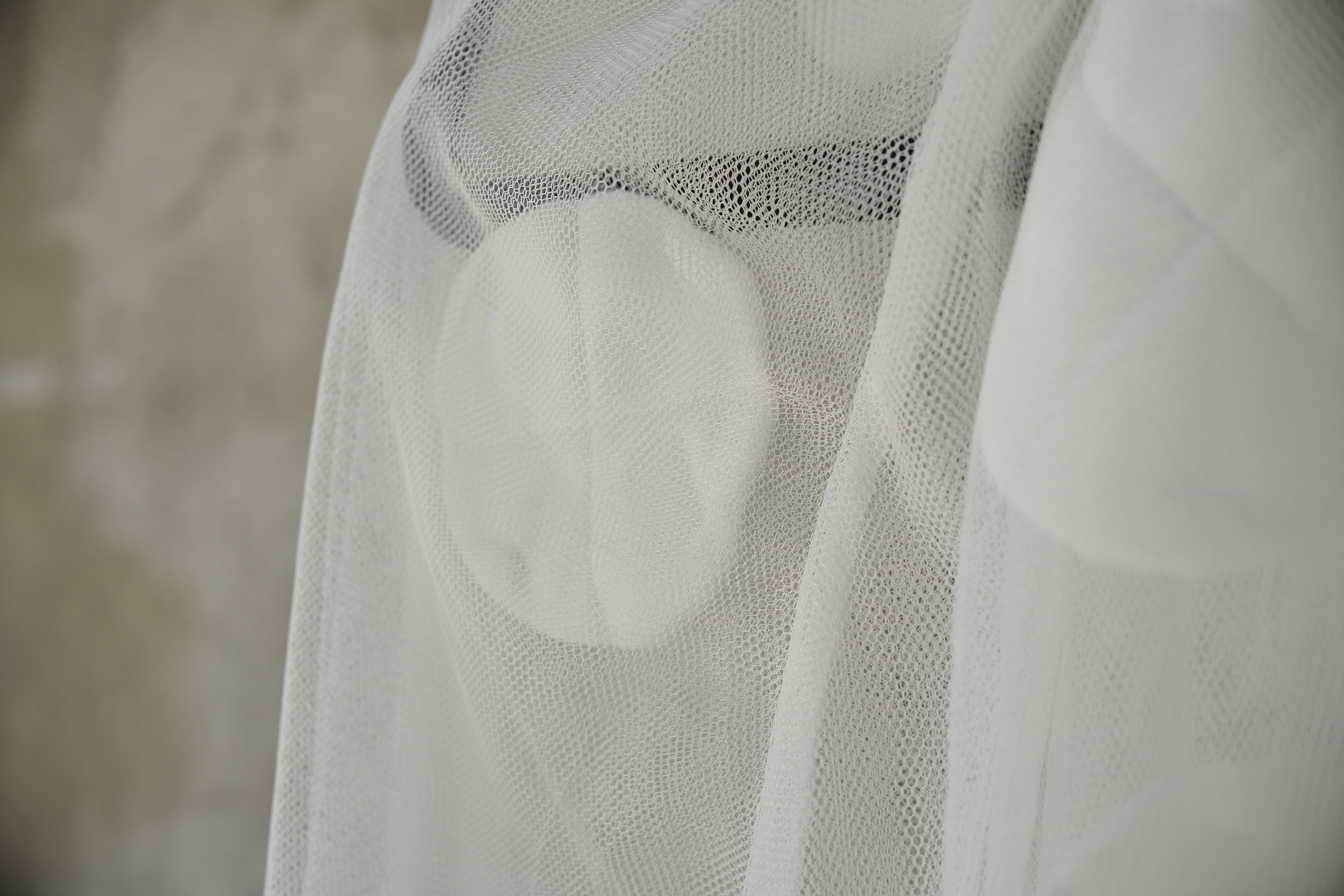 Fashion Space Small circle top white tulle