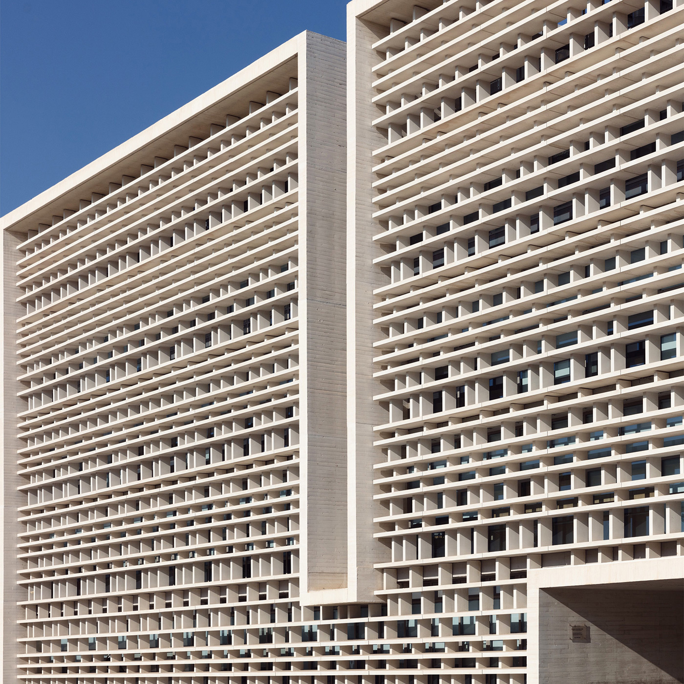 Universidad Politecnica de Valencia, ETSI Valencia, Spain Architect: Corell Monfort Palacio Arquitectos