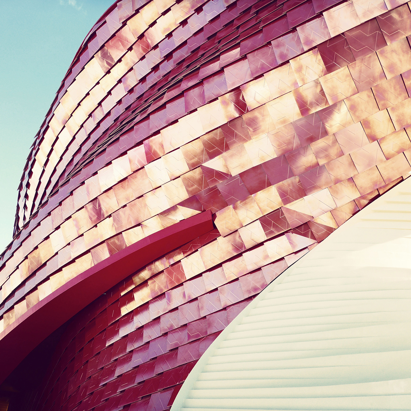 Vanke Pavilion Expo 2015 <br />Location: Milano, Italy <br />Architect: Daniel Libeskind