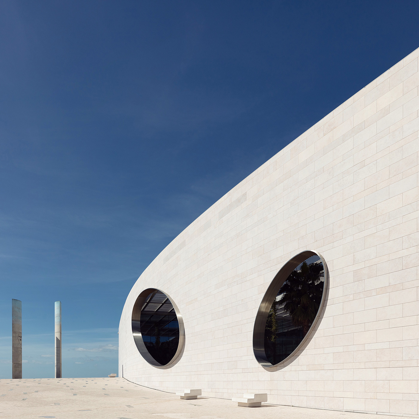 Champalimaud Center for the Unknown . Location: Lisbon, Portugal .  Architect: Charles Correa Associates