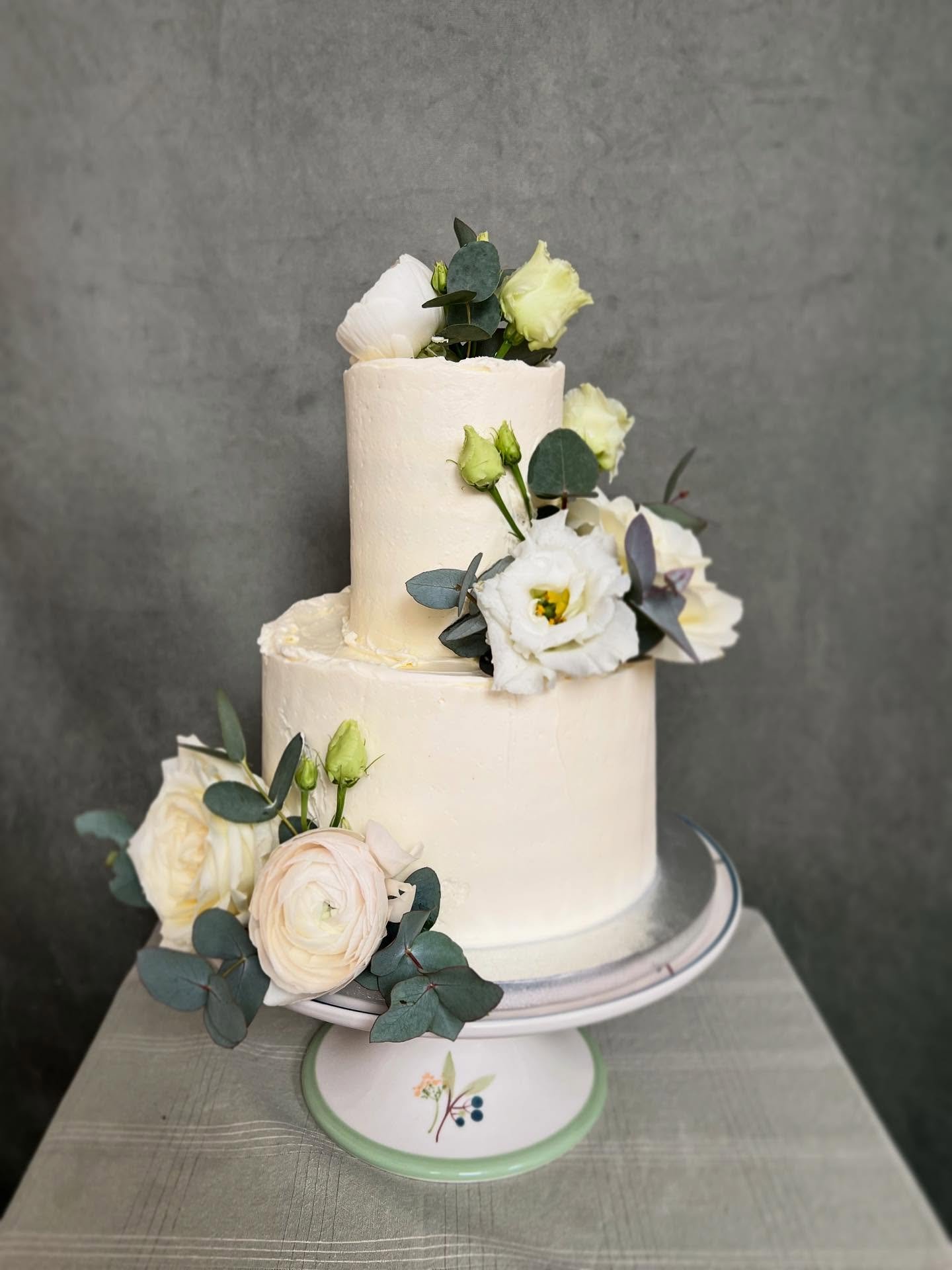 Cake number one for George and Annie&rsquo;s intimate civil ceremony ahead of their big celebrations next month🤍