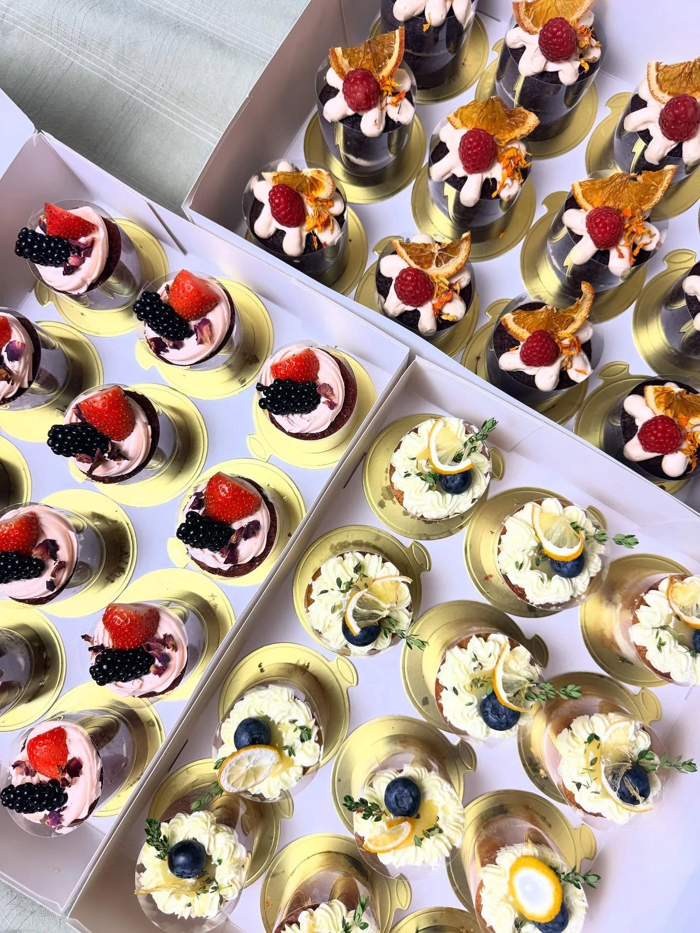 Miniature Cakes 🍊🍒🍋

- Chocolate, coffee and walnut
- Lemon, blueberry and white chocolate
- Red velvet

All available to order online 🧡