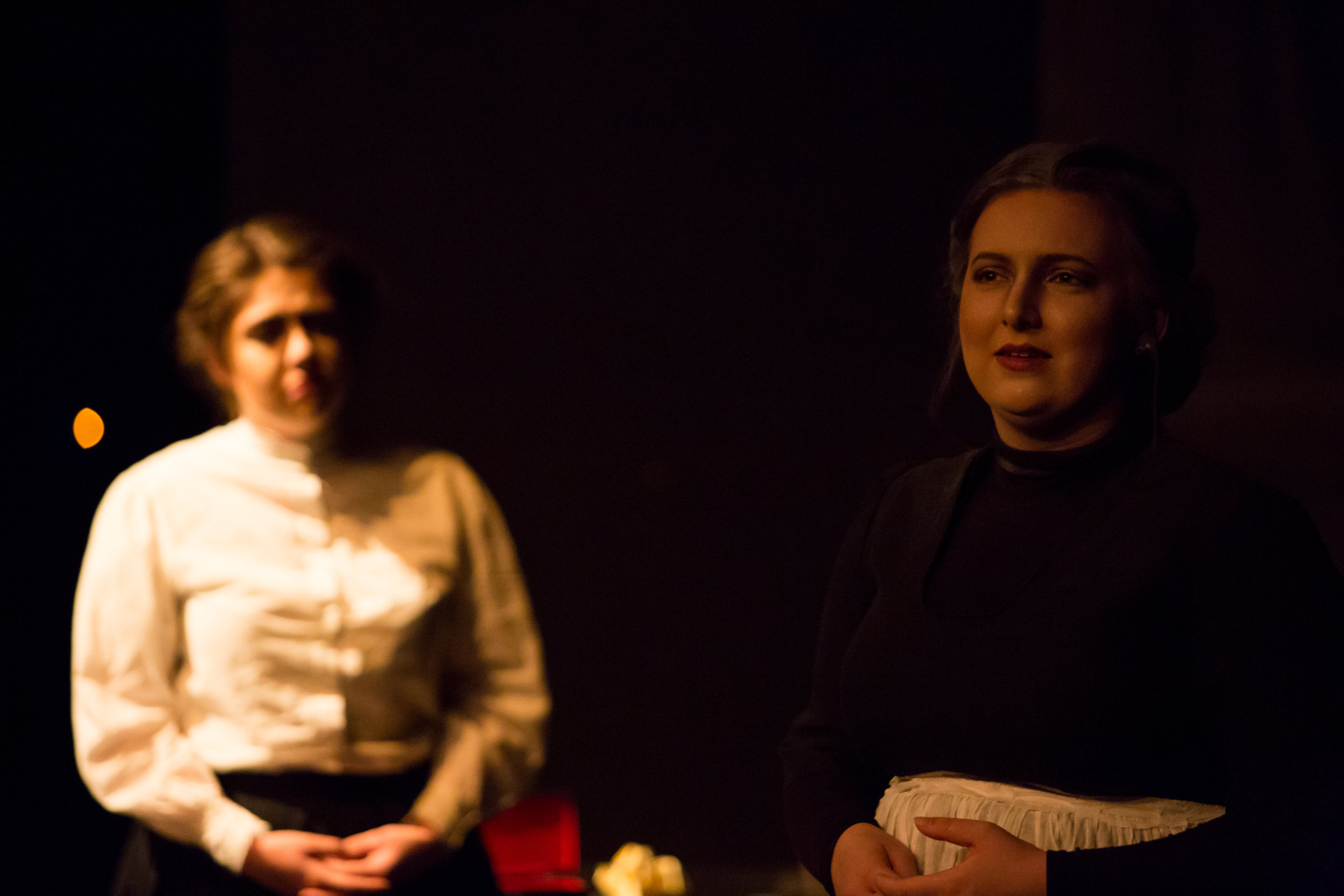 Edith in the dark_edit-34.jpg
