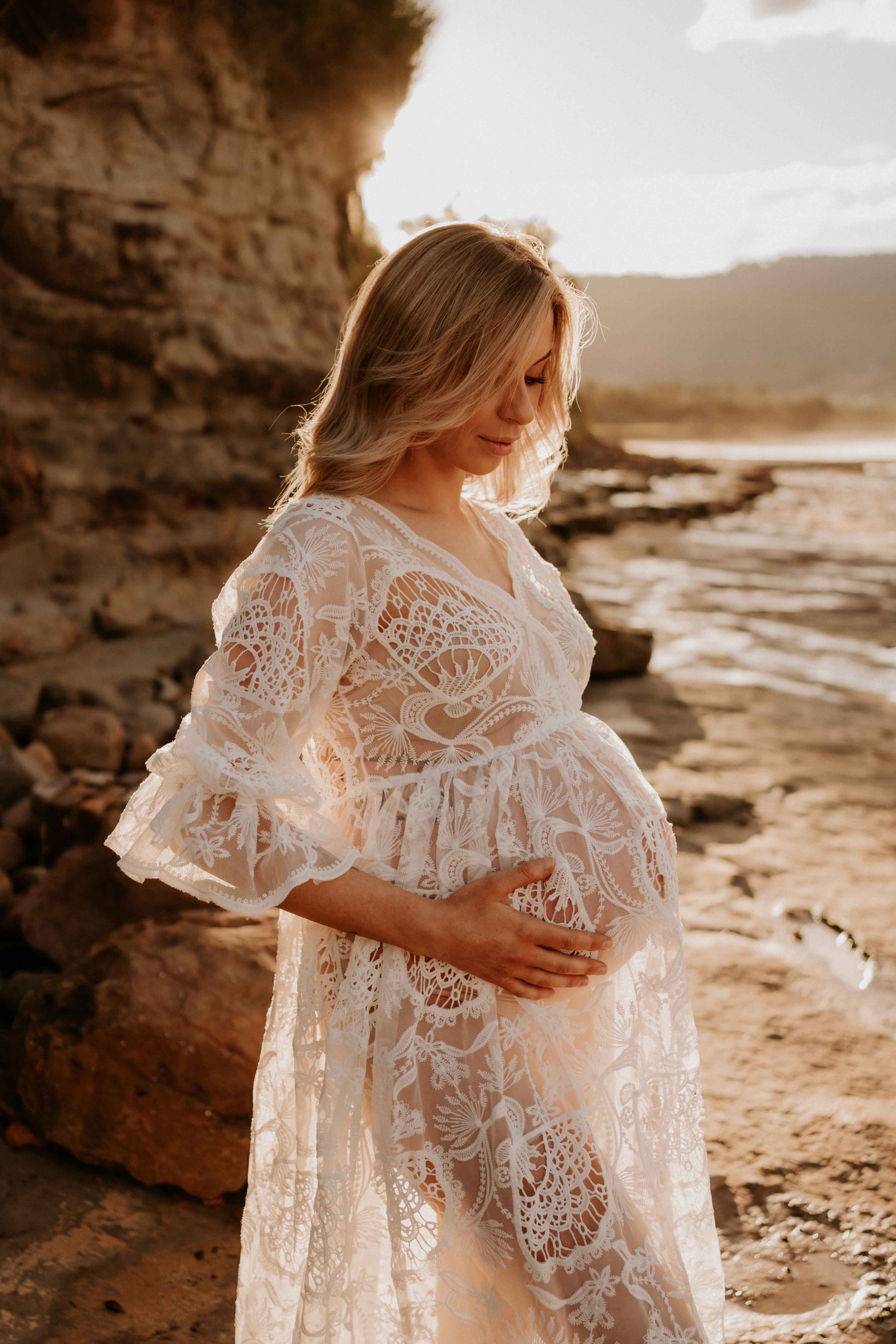 Wollongong-Sutherland-Cronulla-Maternity-Photographer---5.jpeg