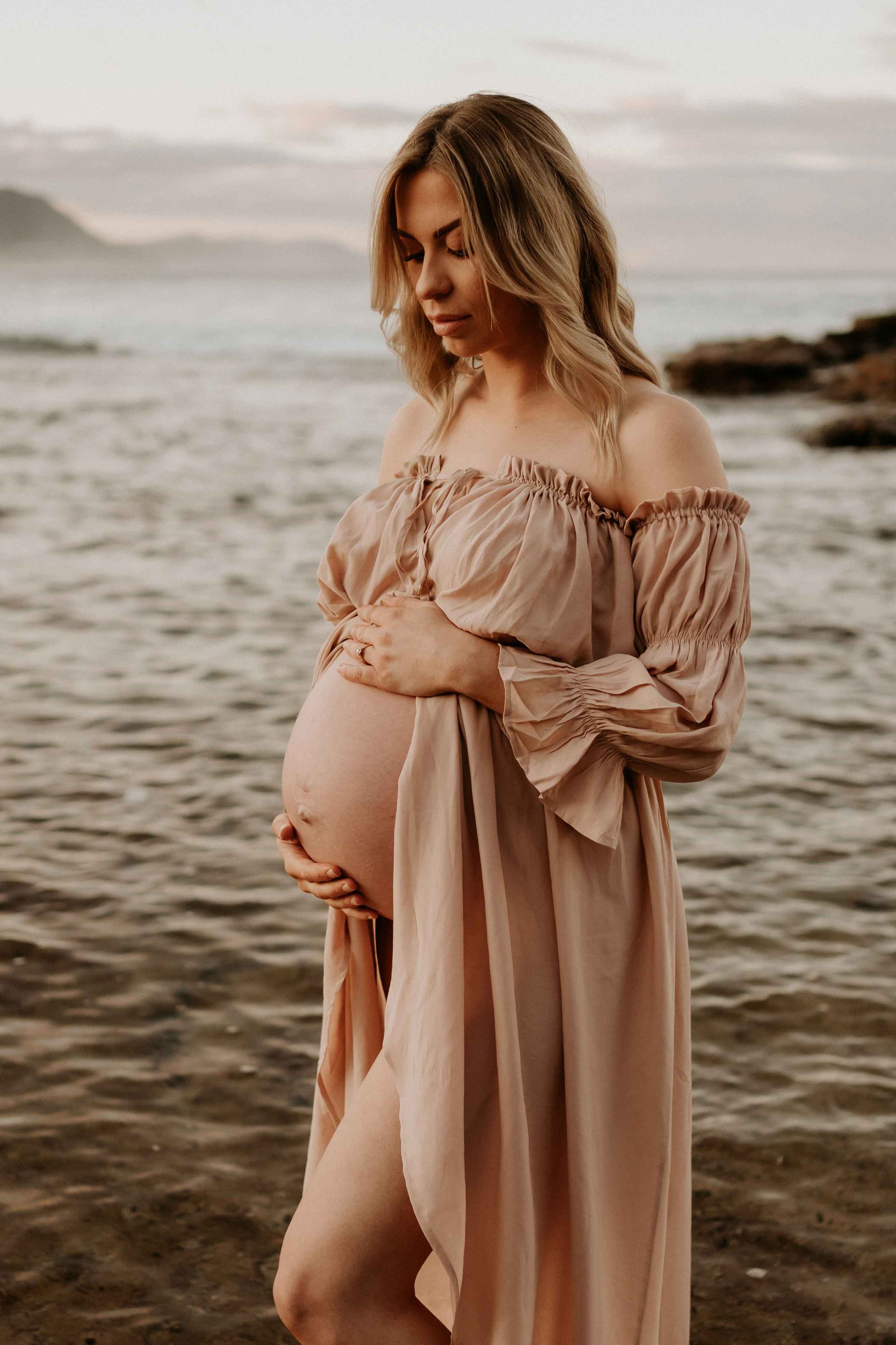 Wollongong-Sutherland-Cronulla-Maternity-Photographer---9.jpeg
