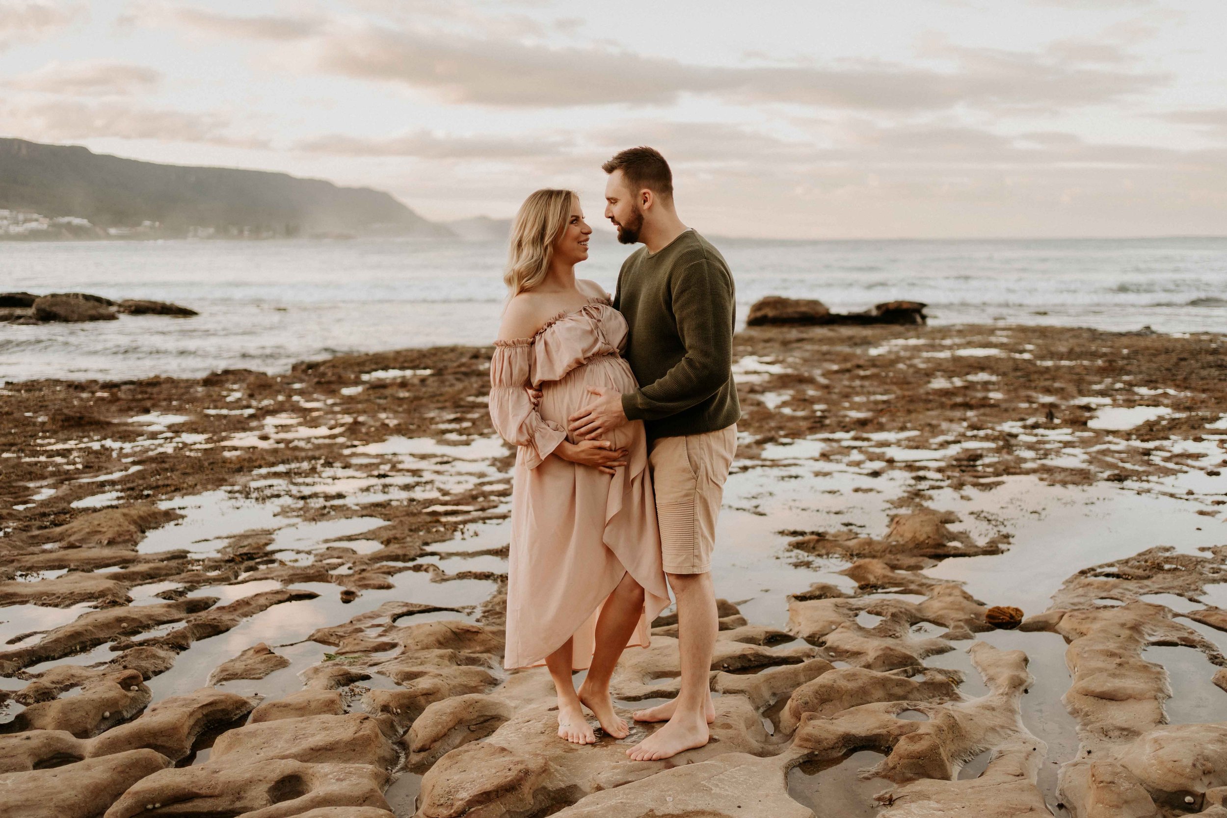 Wollongong-Sutherland-Cronulla-Maternity-Photographer---17.jpeg