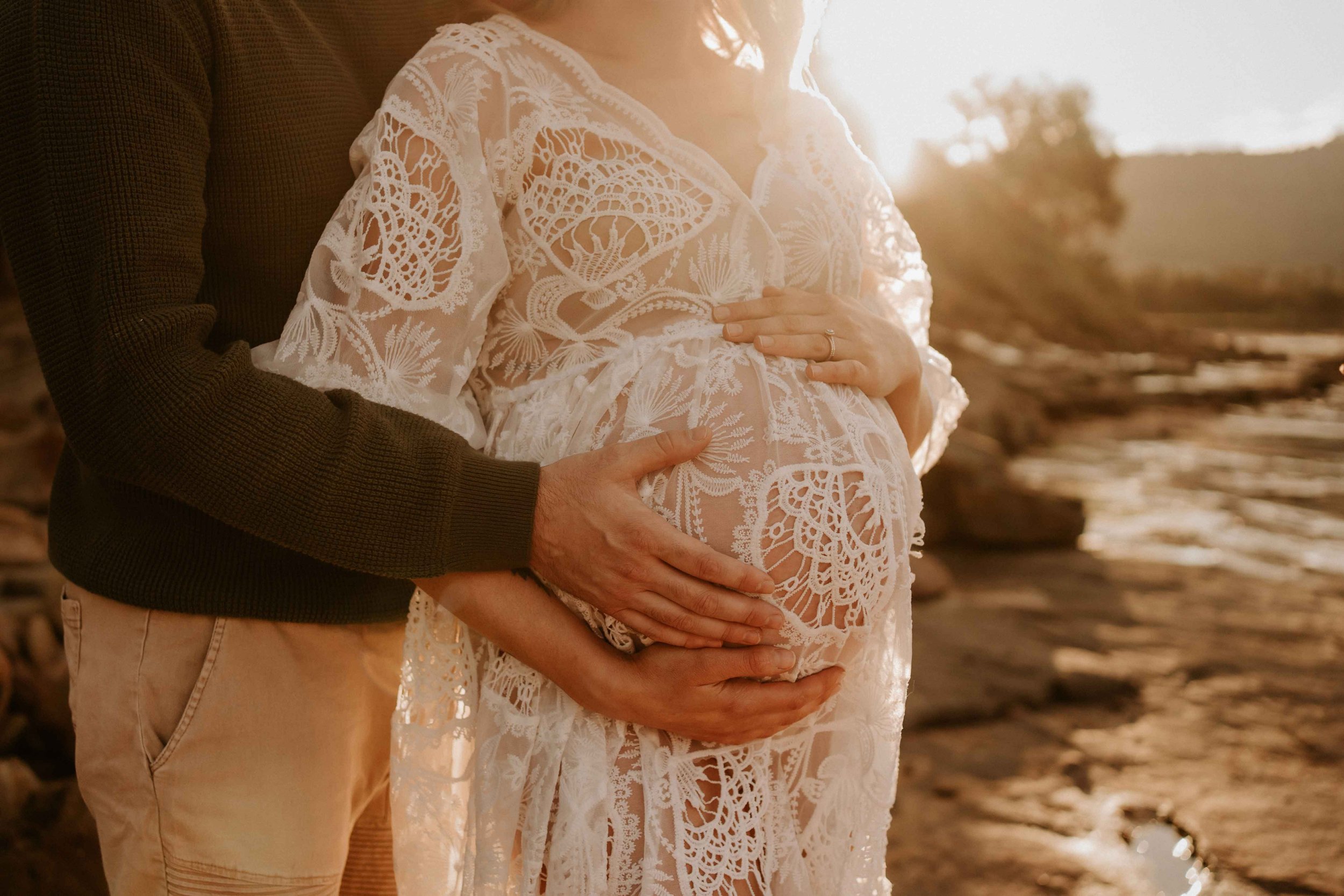 Wollongong-Sutherland-Cronulla-Maternity-Photographer---27.jpeg