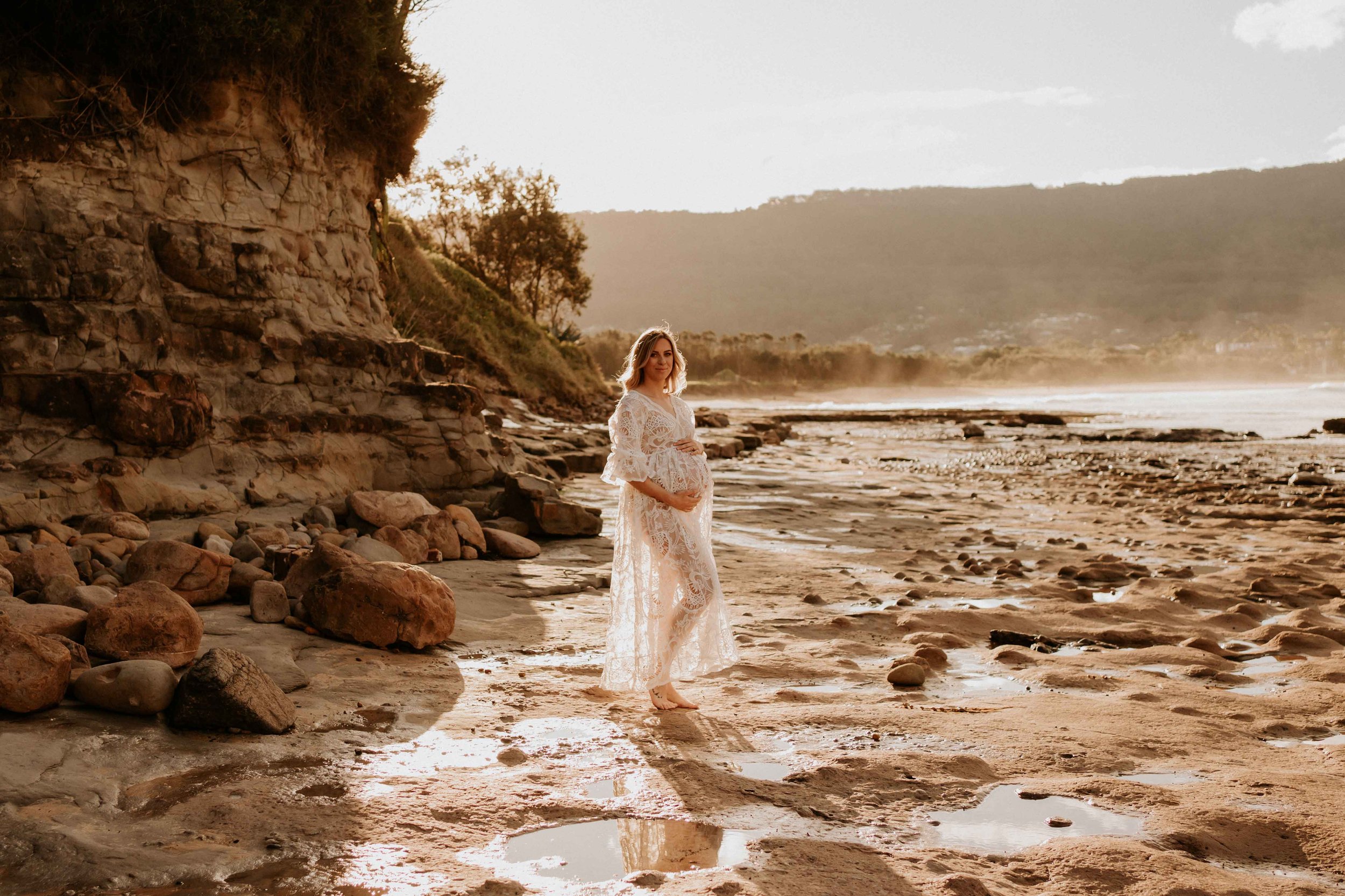 Wollongong-Sutherland-Cronulla-Maternity-Photographer--6.jpeg