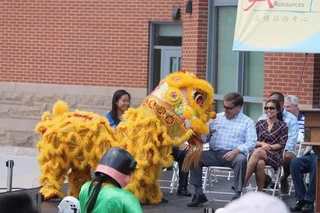 Lion with Mayor Koch.jpeg