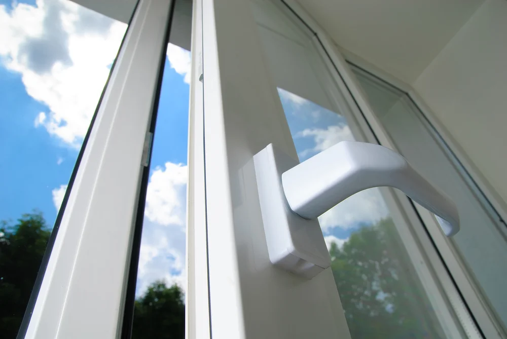 Evaporative air conditioning windows open.jpg