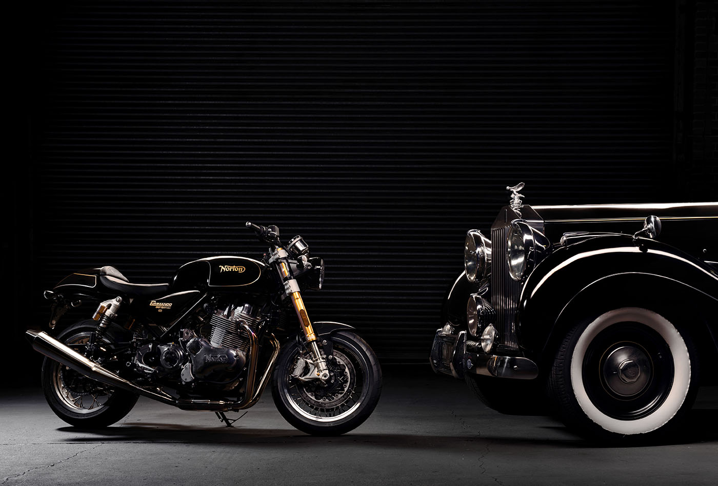 Norton Commando 961 and Rolls Royce Silver Wraith