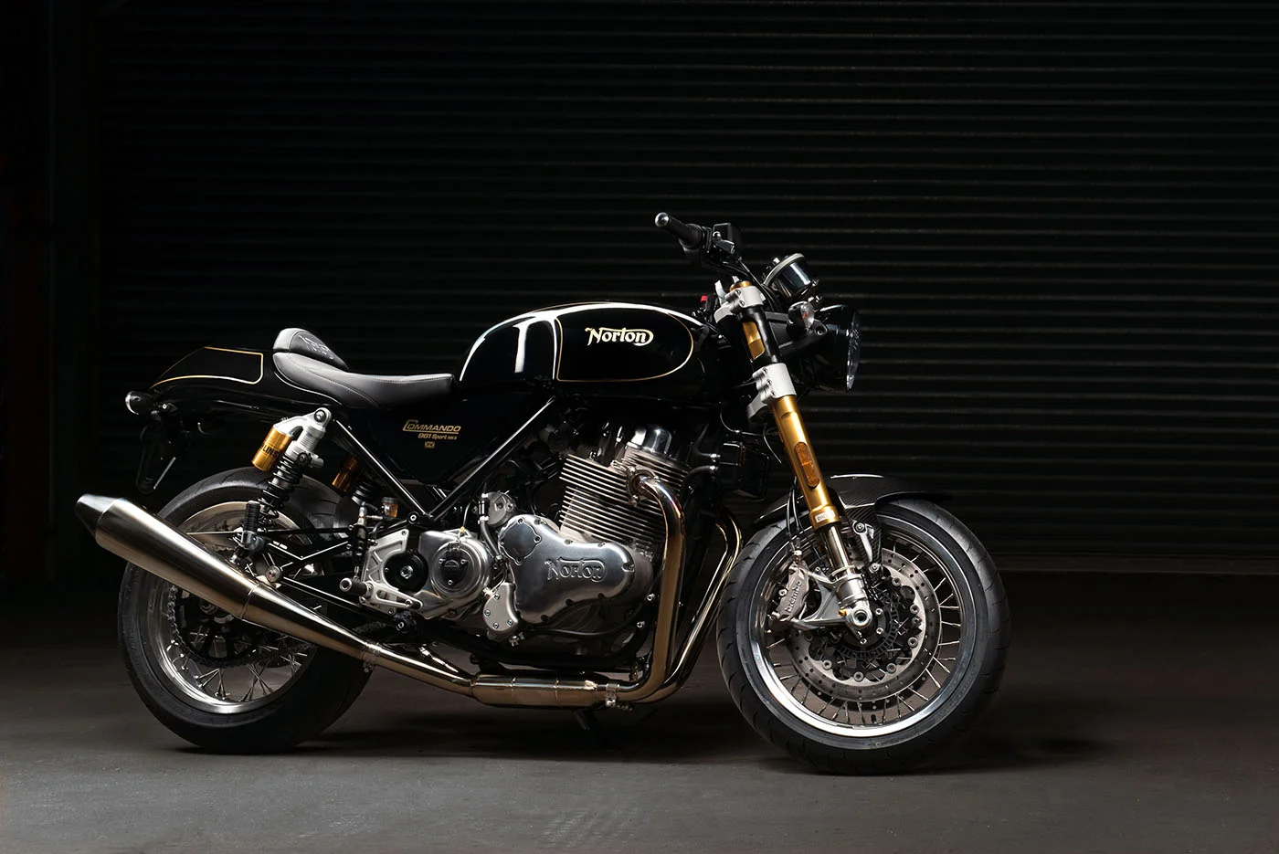 Norton Commando 961 Sport Photoshoot