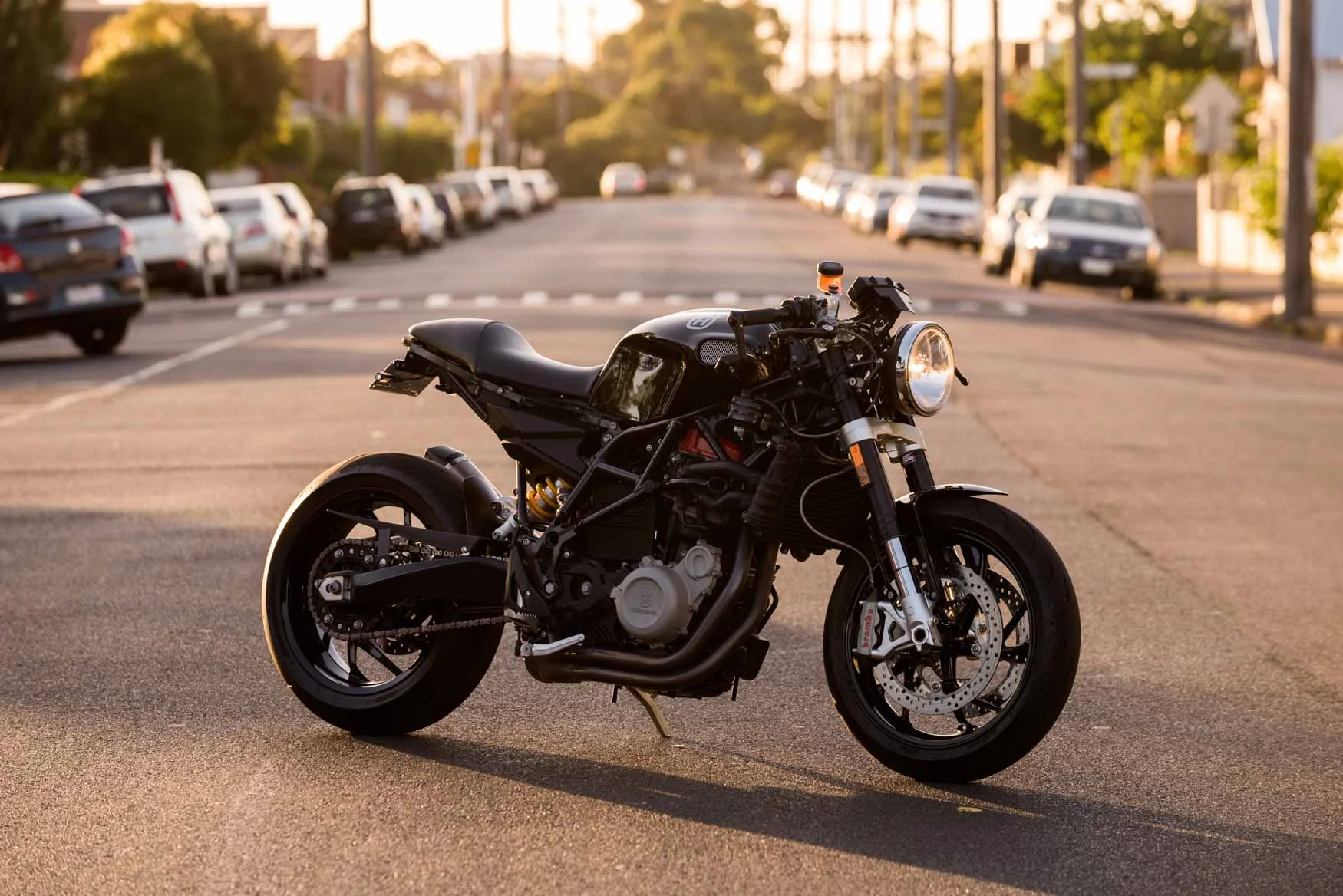 Husqvana Nuda 900R Cafe Racer - Magazine Photo Shoot