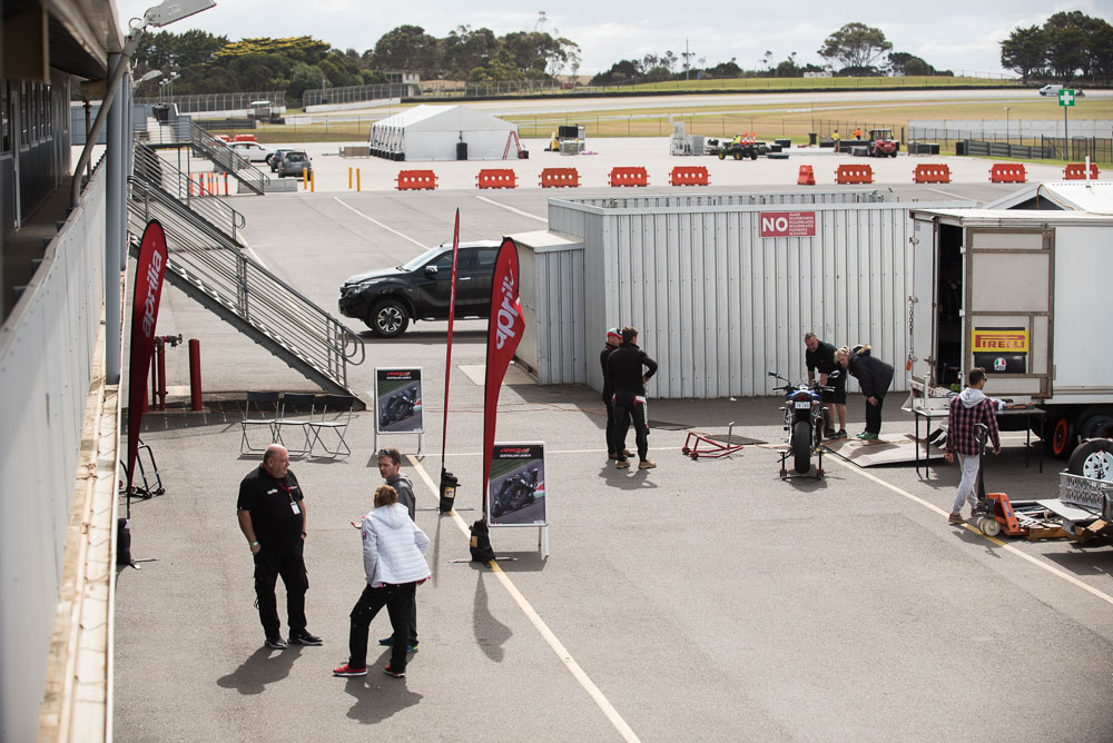 aprilia_rideday_phillipisland-19.jpg