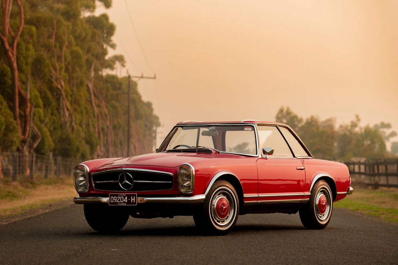 Mercedes Benz 230SL Pagoda Photoshoot