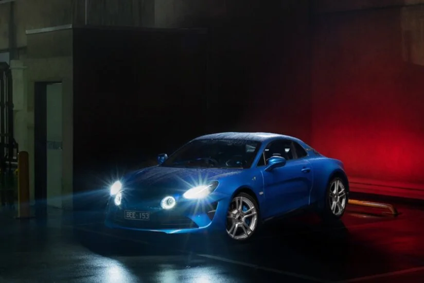 Alpine A110 - Sacre Blue