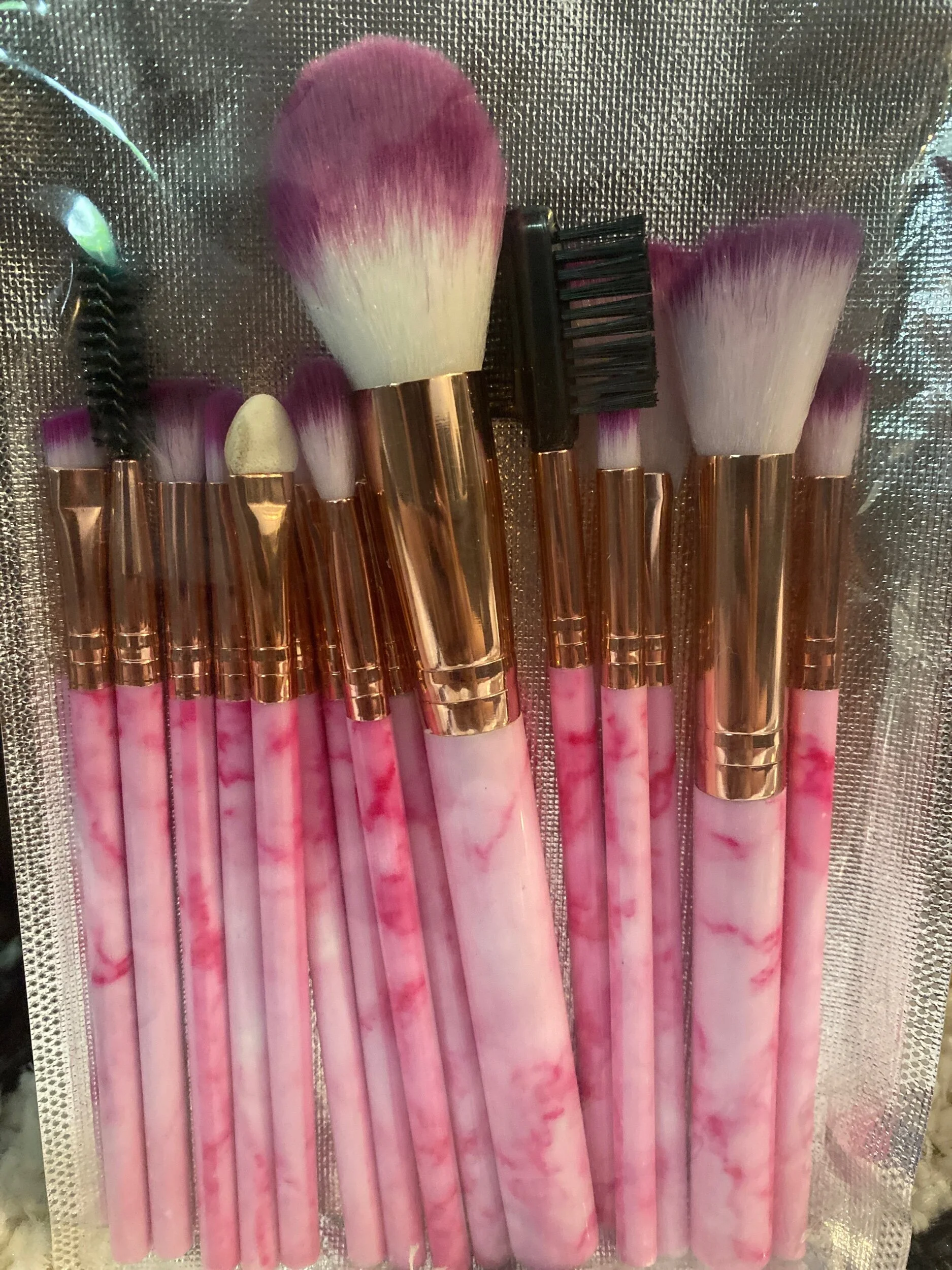 0A6D1B04-62AA-4AF4-A50B-5DE7964125A5