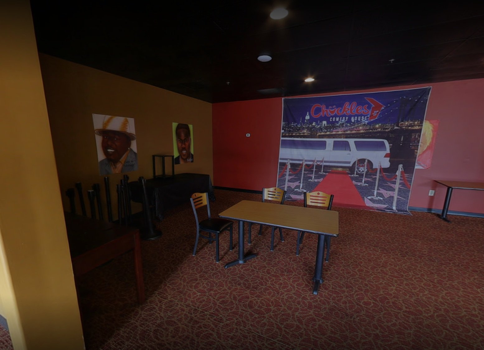 Chuckles' Lobby