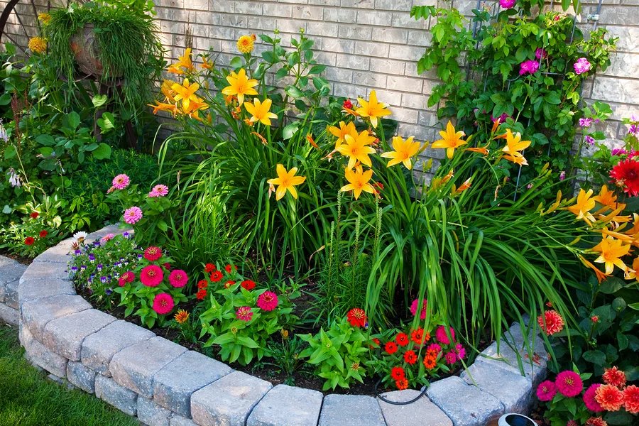 Flower-Beds-Kansas-City.jpg