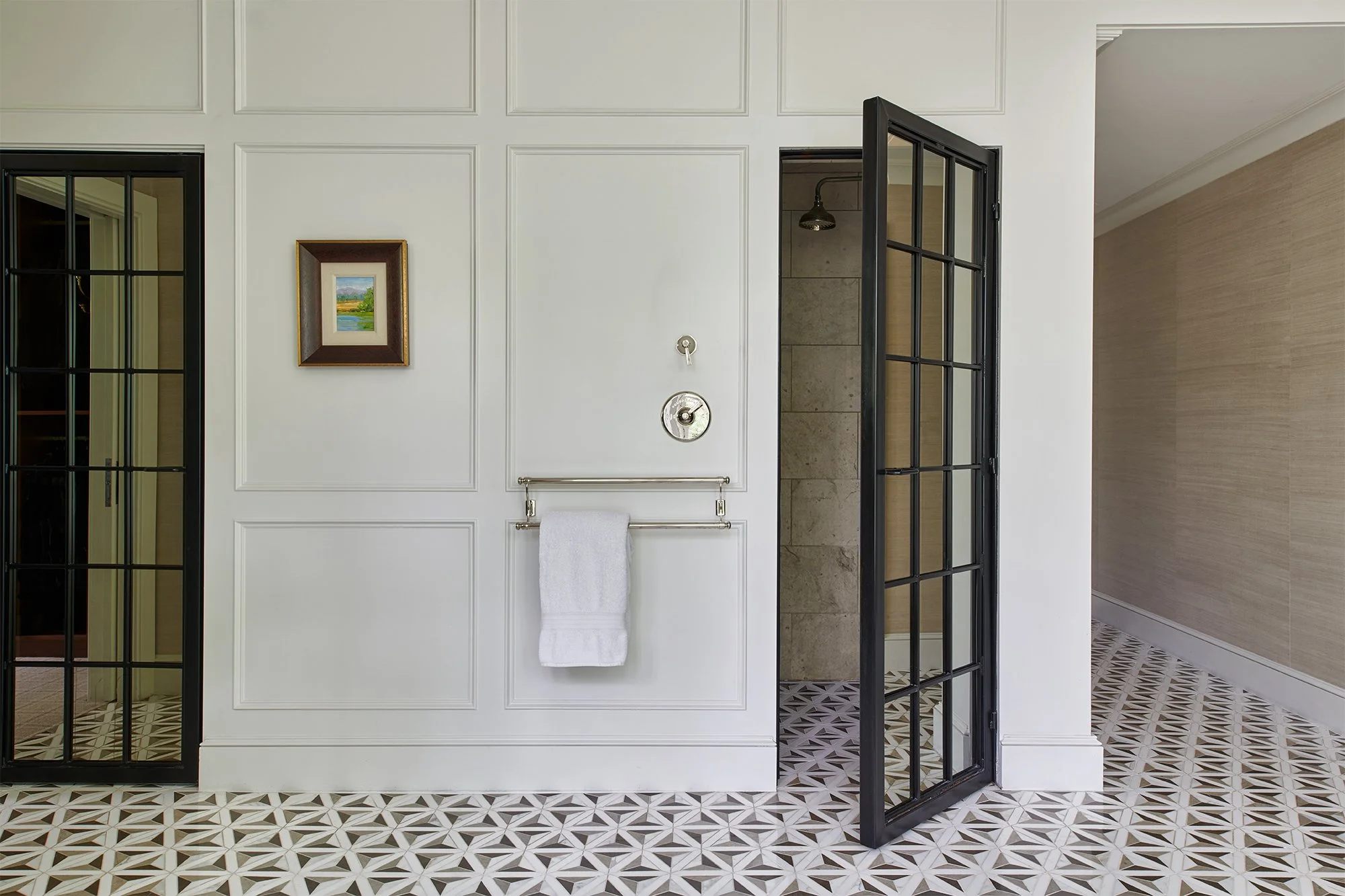WDH_Lafayette_MasterShower_0522.jpg