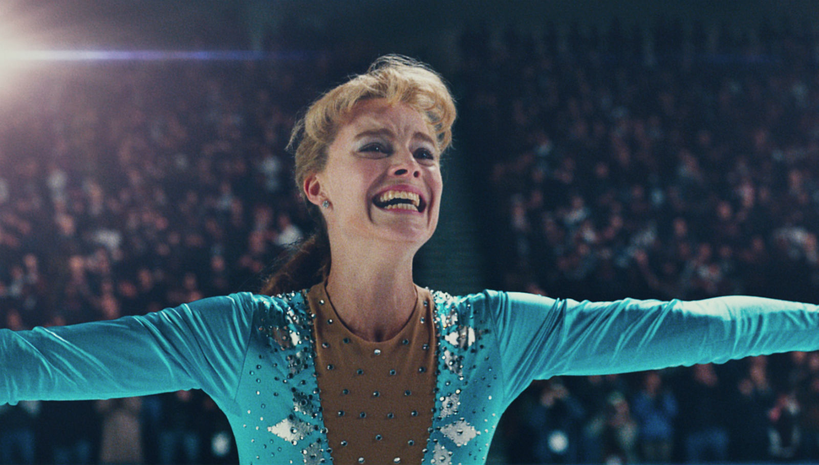 Margot Robbie as Tonya Harding. 