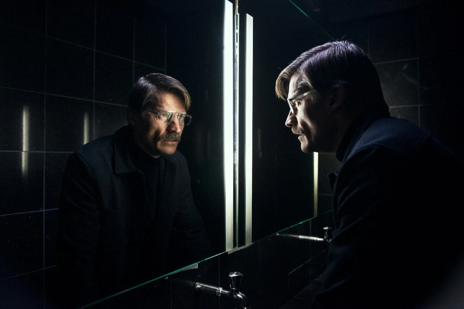 Exit Plan: Hallucinogenic, Slow-Burn Thriller Offers Chills and a Cerebral Buzz