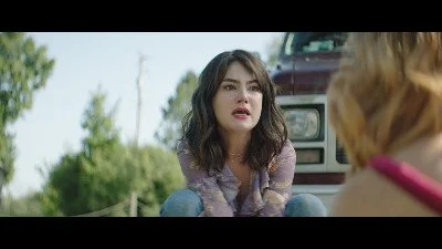 We're All In This Together: Katie Boland Soars in Deft Acting-Directing Dysfunctional Dramedy
