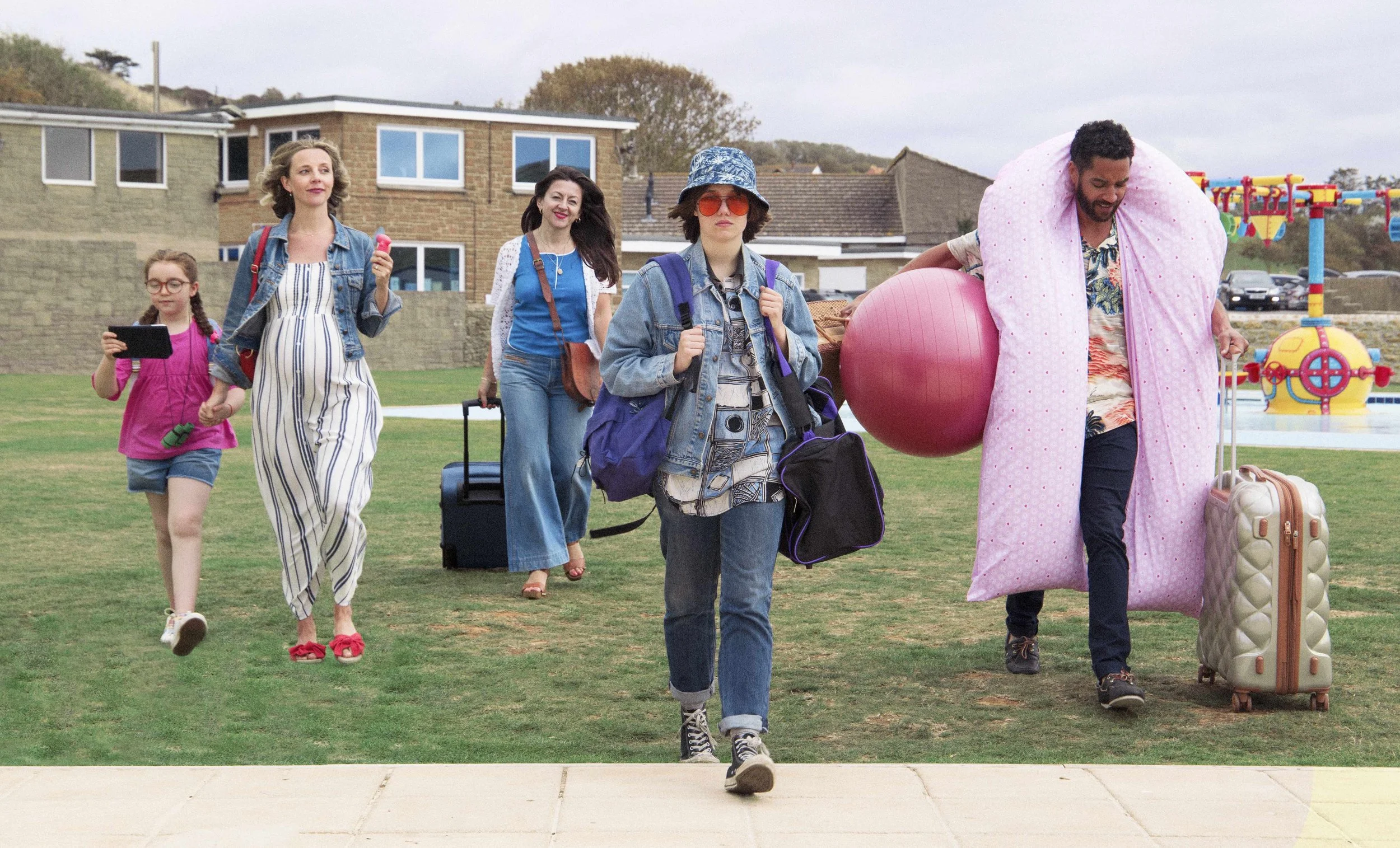 Sweetheart: Grumpy Brit Teen Lesbian Finds Summer Love in Cozy Coming-of-Age Debut