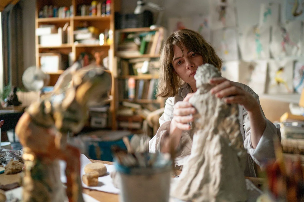 Showing Up: Funny, Contemplative Indie Has Heart to Spare, Plus Michelle Williams