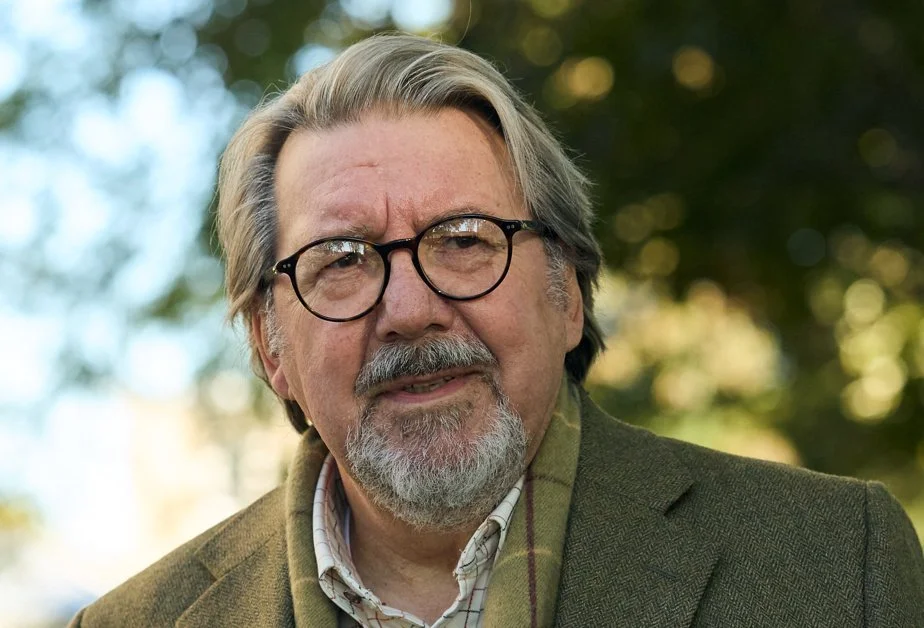 Testament: Denys Arcand's 'Médius' (Middle Finger) to All Sides of the PC Phenomenon