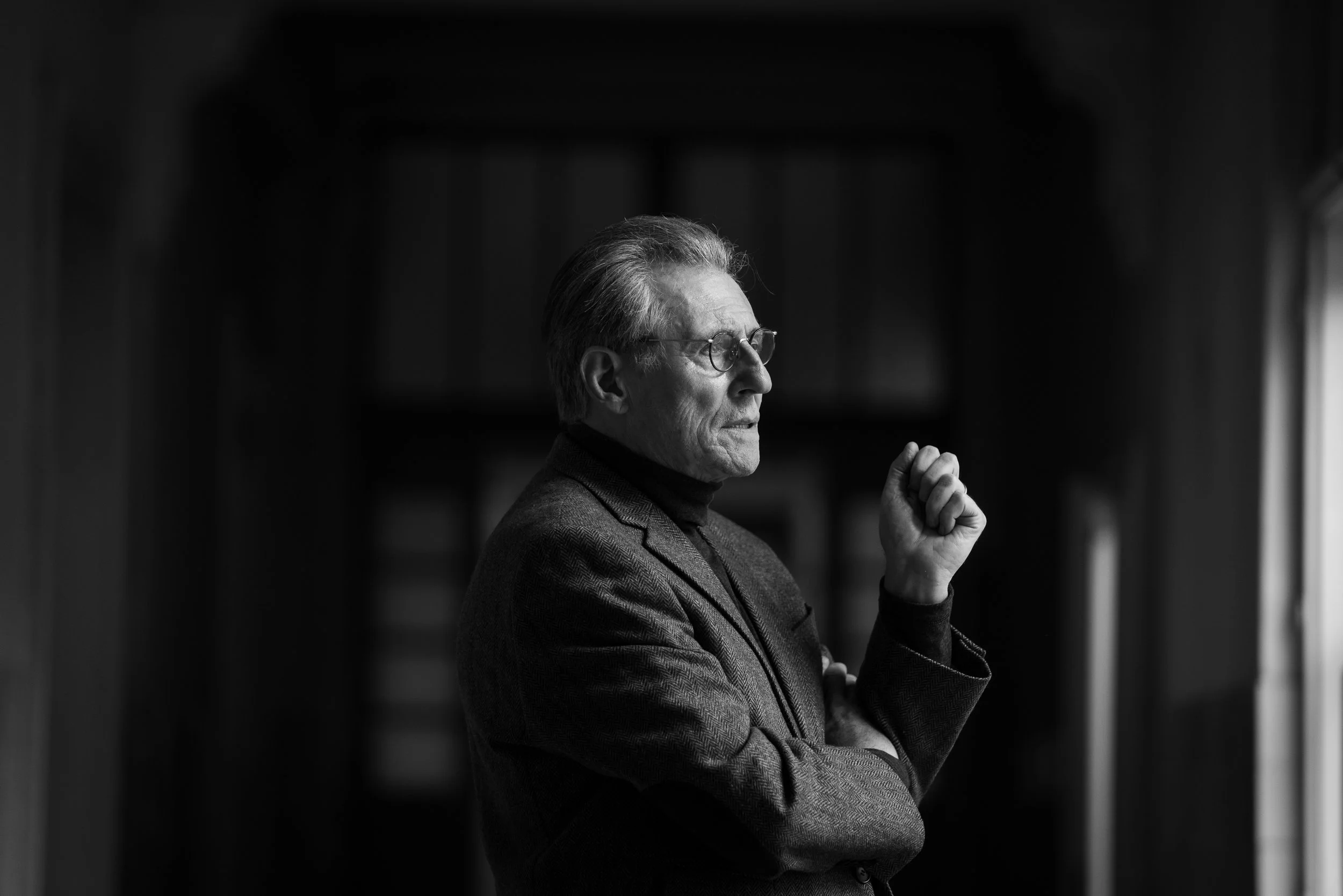 Dance First: Waiting for a Better Bio of Samuel Beckett