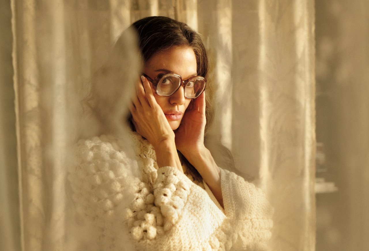 Maria: Lavish Biopic on Opera Star Boosts Angelina Jolie… ‘La Callas’ Not So Much