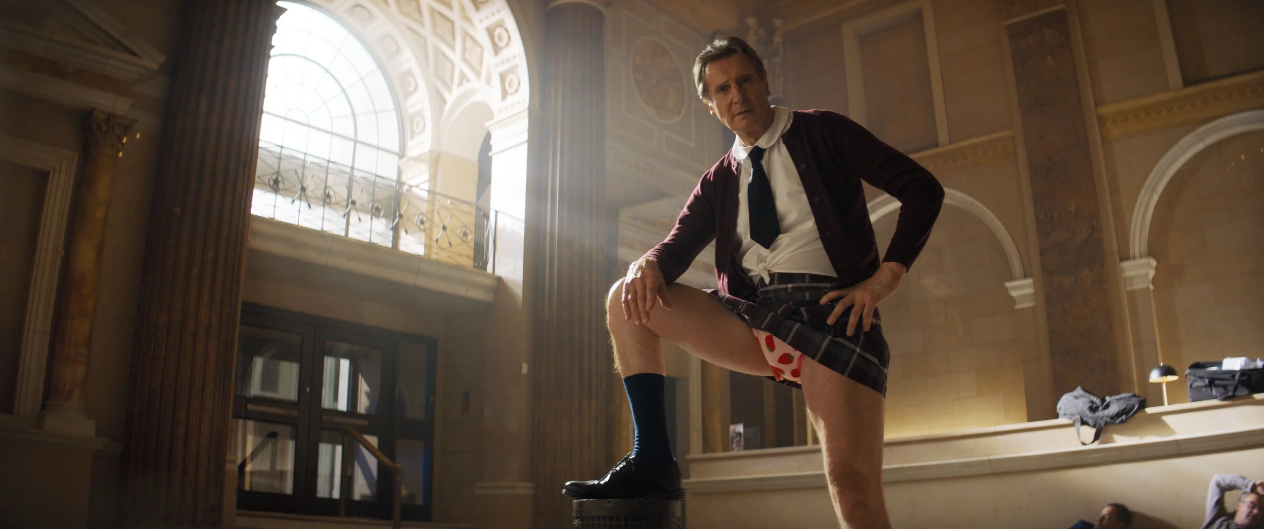 The Naked Gun: Funnier Than the Original? Surely We Can't Be Serious!