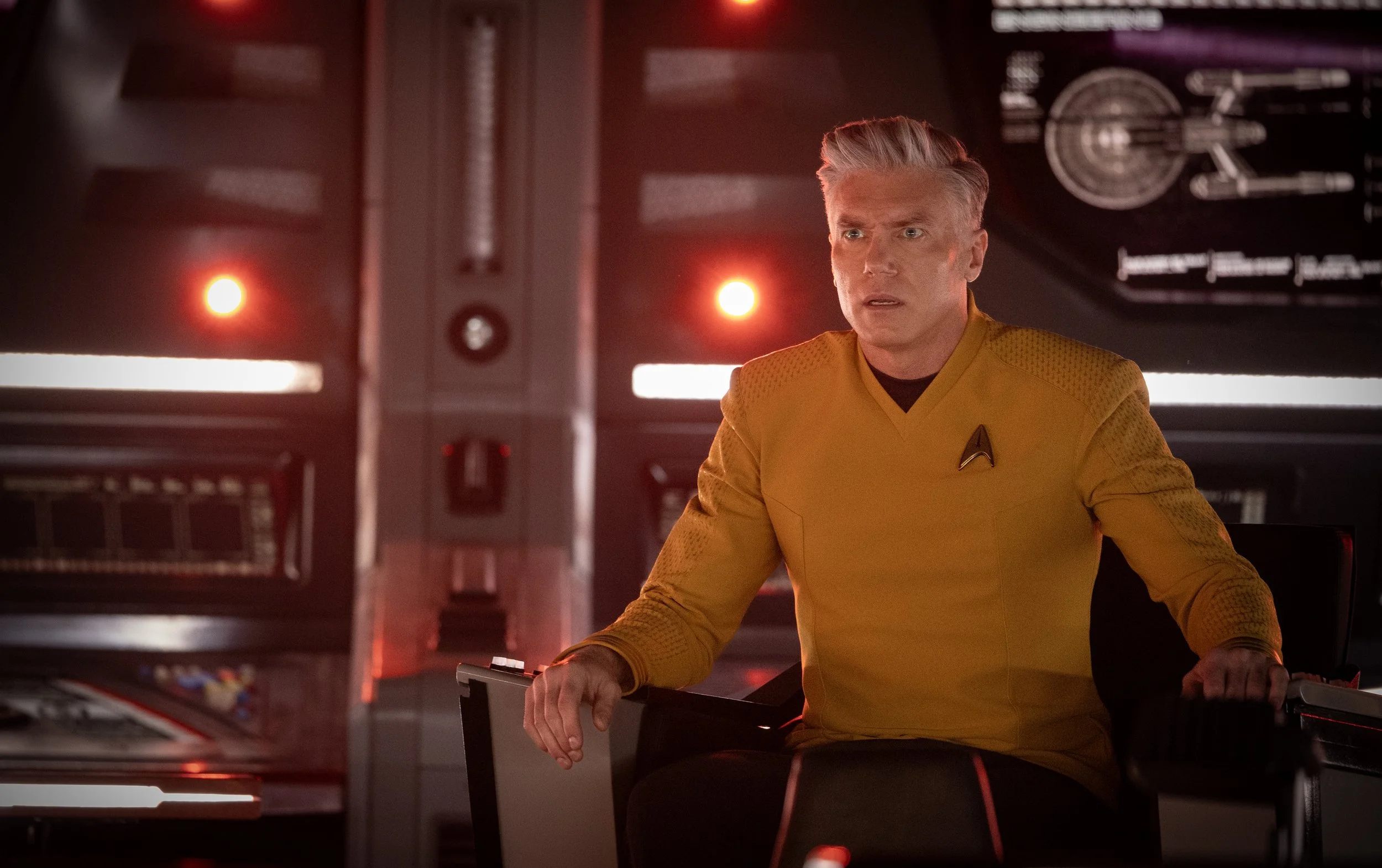 Original-Cin Q&amp;A: Star Trek Strange New Worlds’ Anson Mount on Captaining an Icon