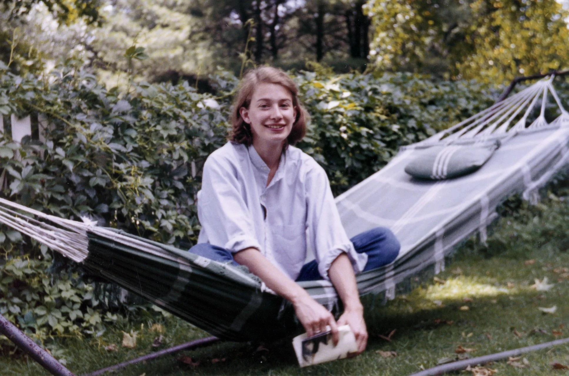 Mary Oliver Saved by the Beauty of the World: Brilliant Poet Receives Lyrical Salute