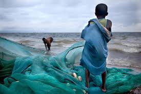 Children working on Lake Volta