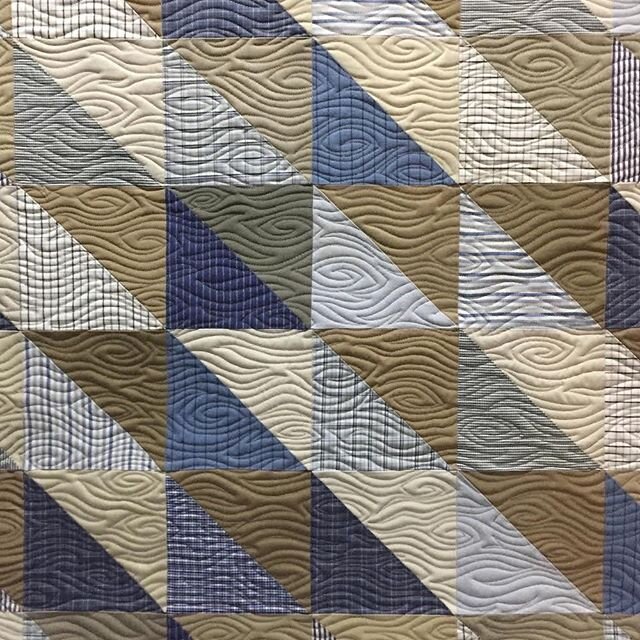 #IGQuiltFest2020Day11: Why I quilt. I started quilting because it was fun, and I liked being able to make something that I could use every day. I kept sewing and practicing, and eventually started my Etsy shop in 2009 to make extra money during colle