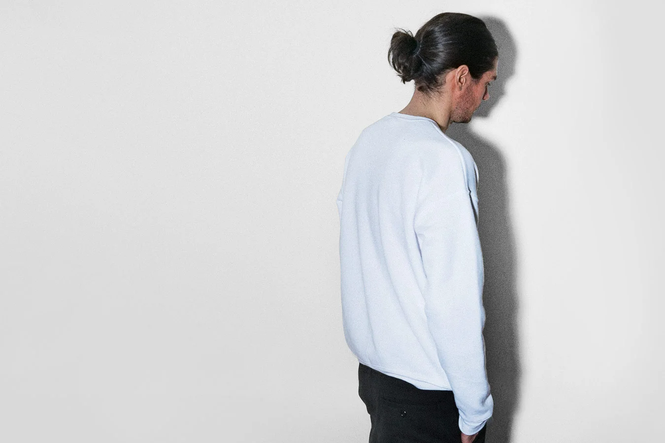 UNISEX_W_SWEATER_COLLECT_005.jpg