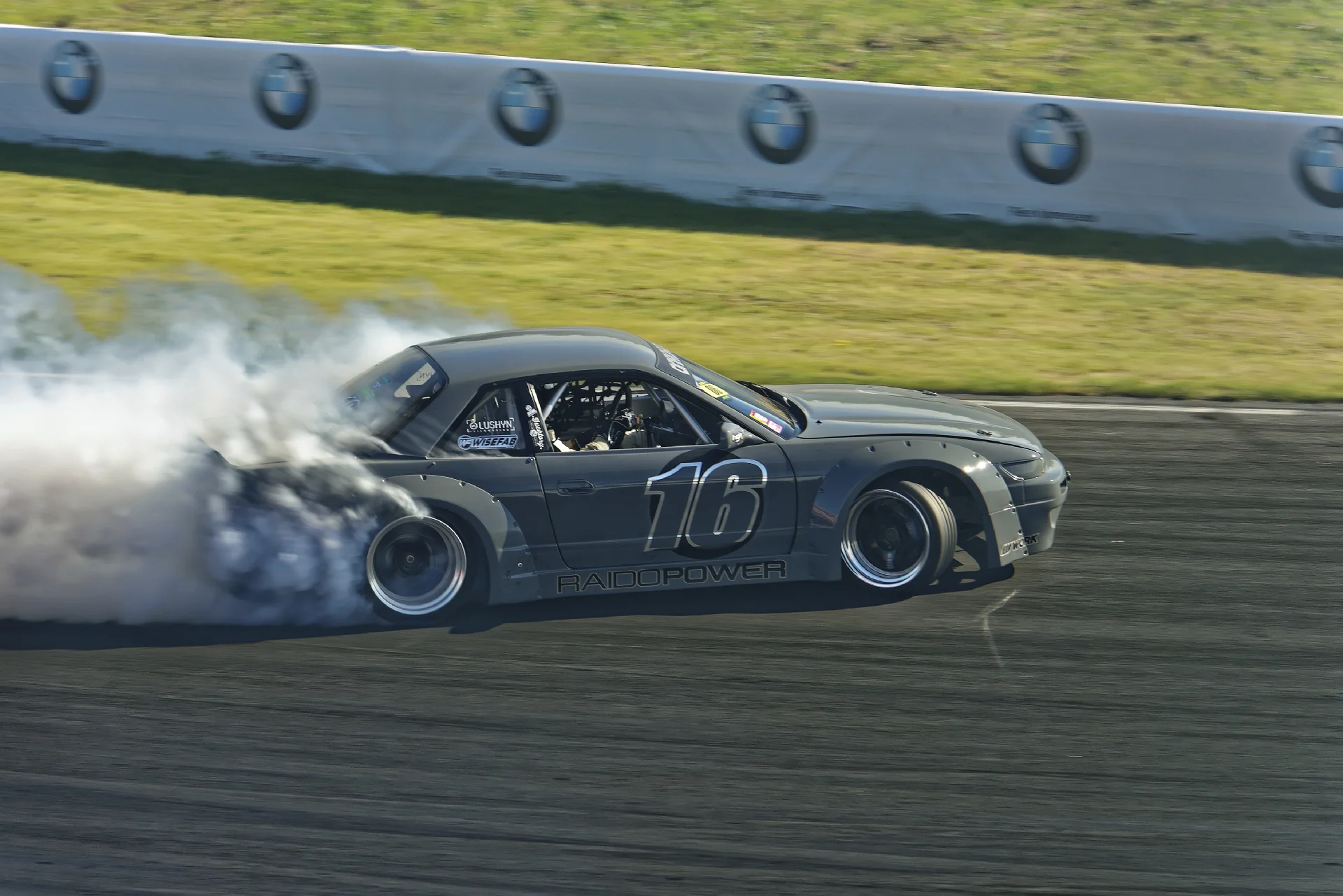 DSC_7848small_web.jpg