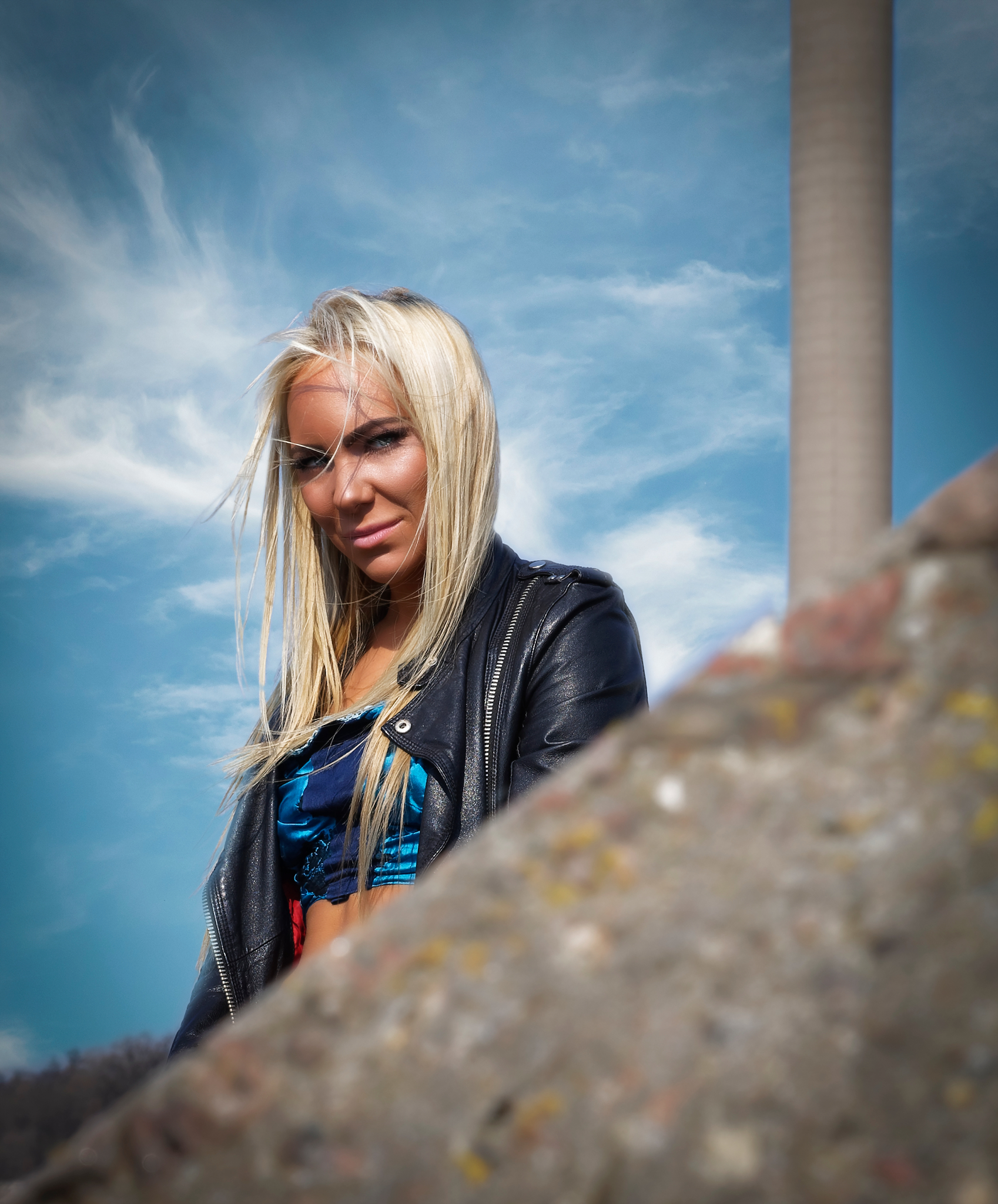 MATILDA OUTSIDE 01_PXL.jpg