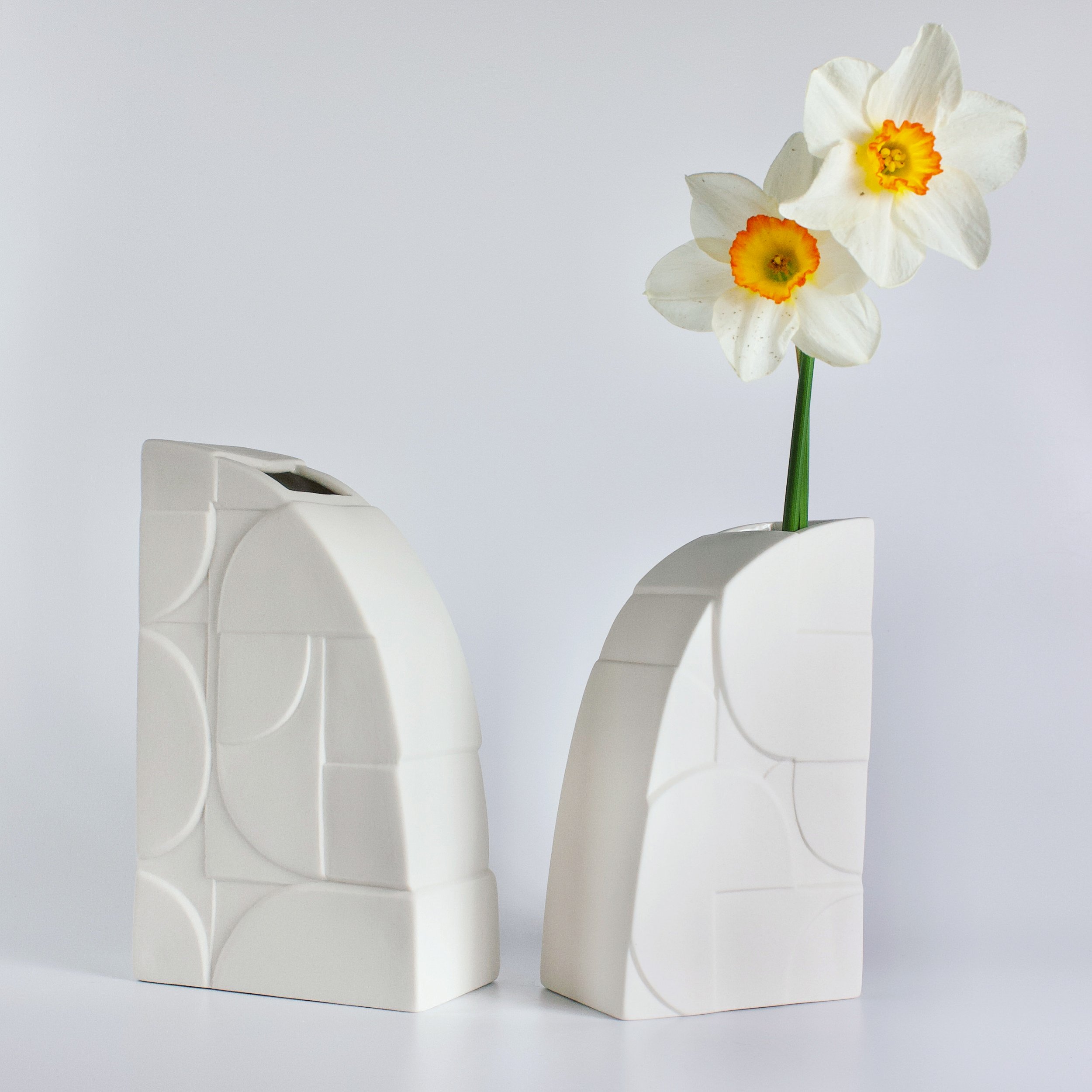 8.Plexus-Vase-Set--White.jpg