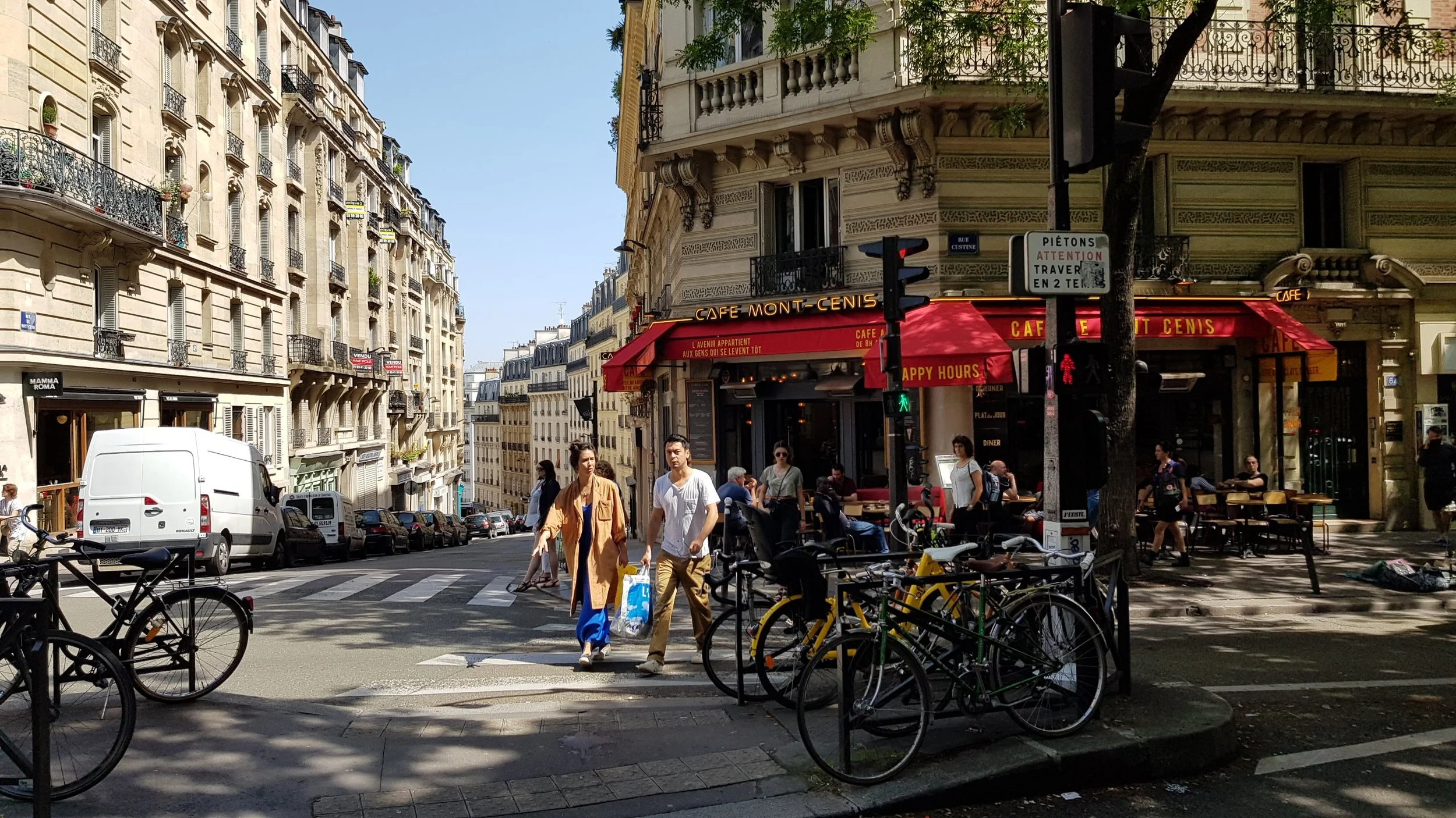 streets of paris