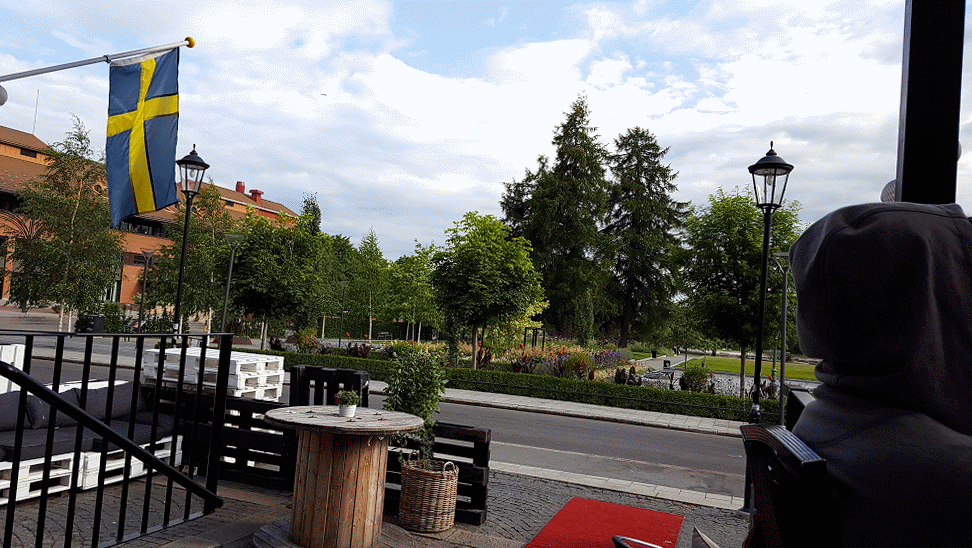 Swedish flag gif