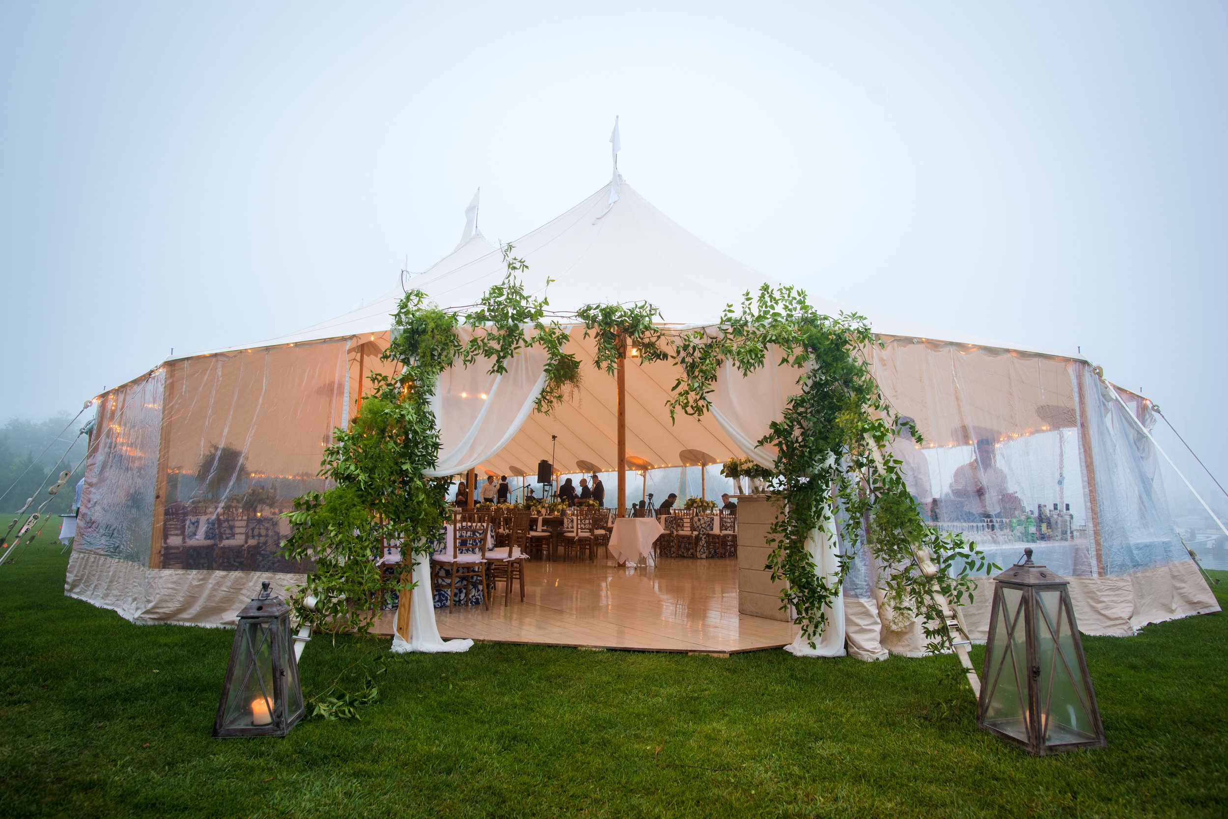 MEGHAN + TIM // Montauk Lake Club // Montauk, NY