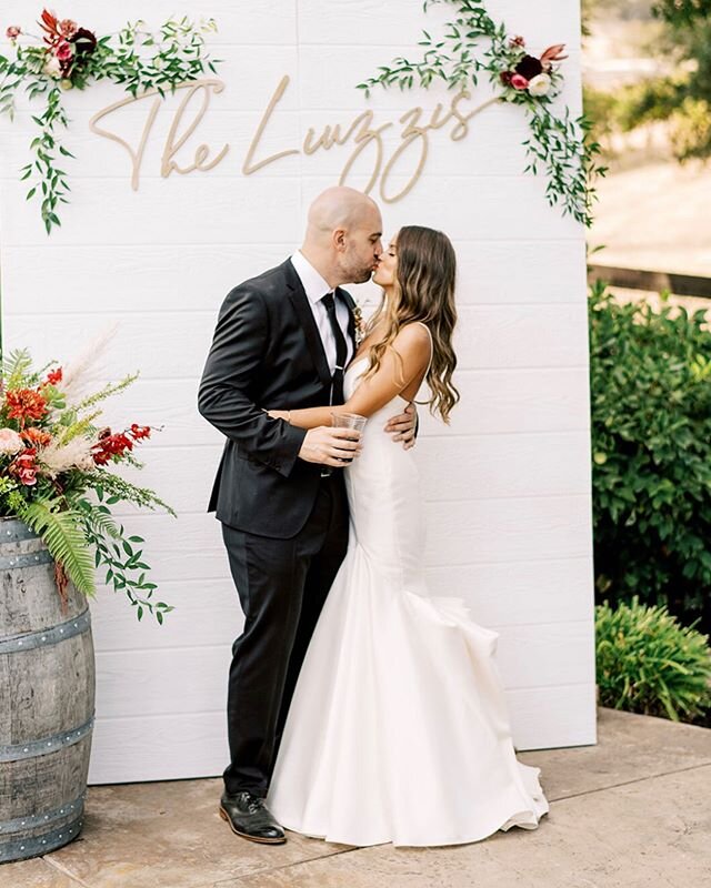 BIG NEWS!!! You guys will never guess! This beautiful wedding is featured on @weddingchicks blog!!! We are so honored and thrilled out of our minds! Thank you so much for sharing this beautiful day with the world @weddingchicks! We 💛 U!!! .
.
.

Day