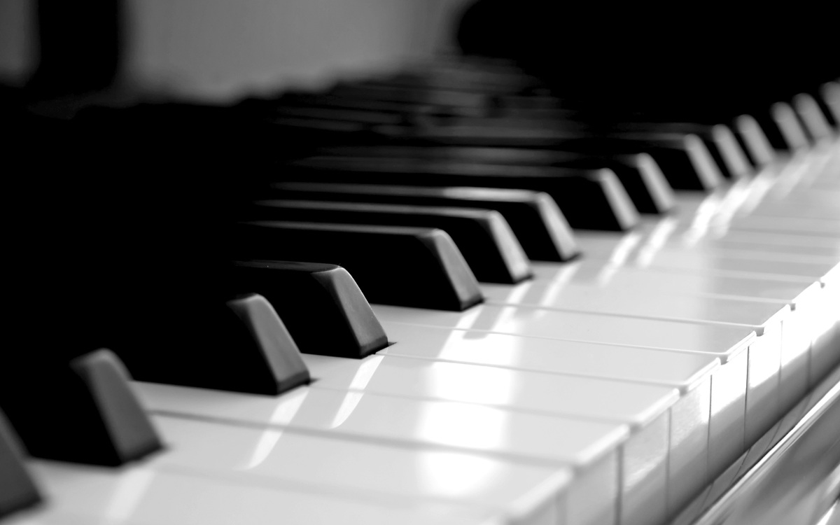 piano-keys-are-black-and-white.jpg