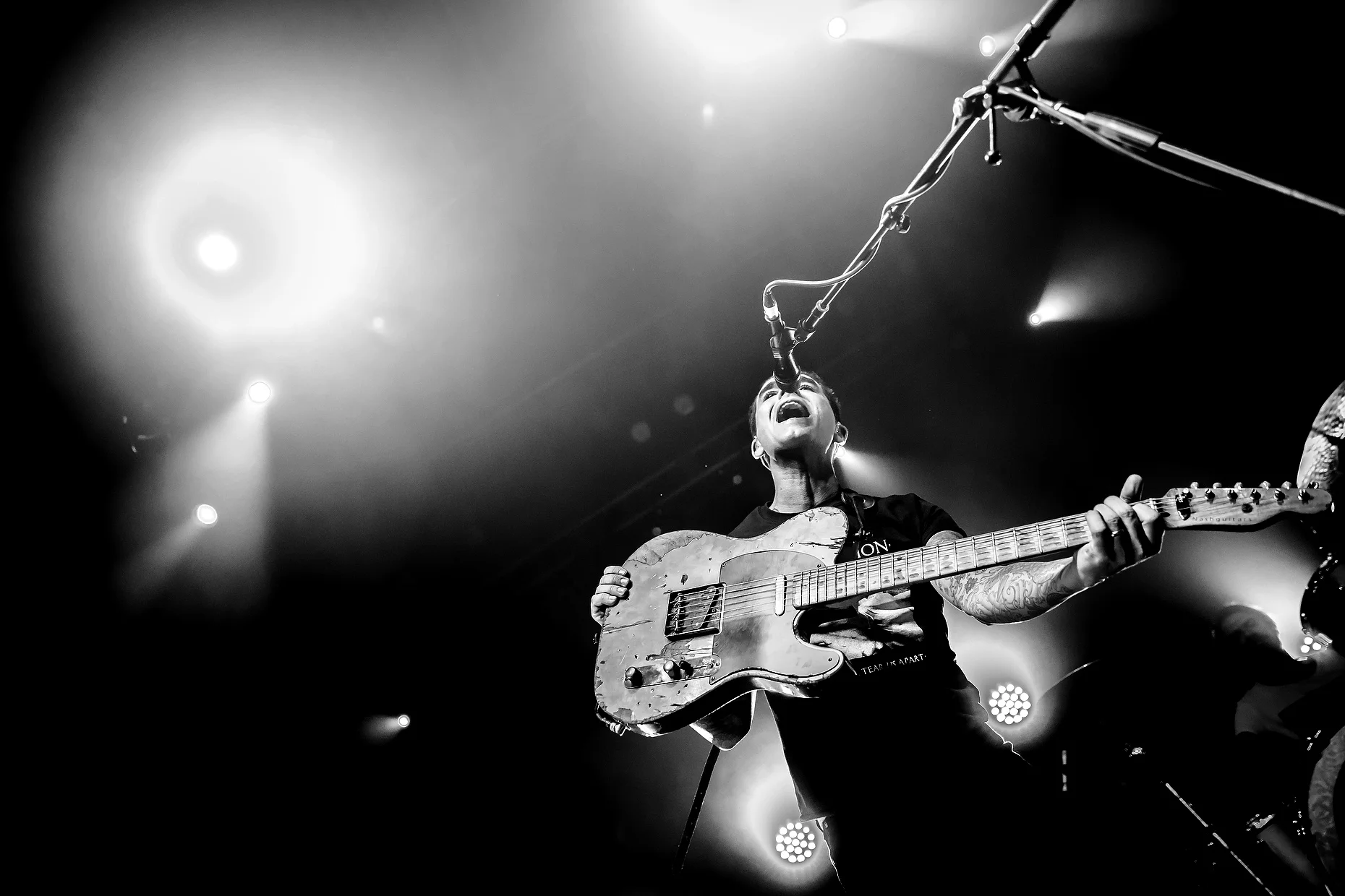 DASHBOARD CONFESSIONAL